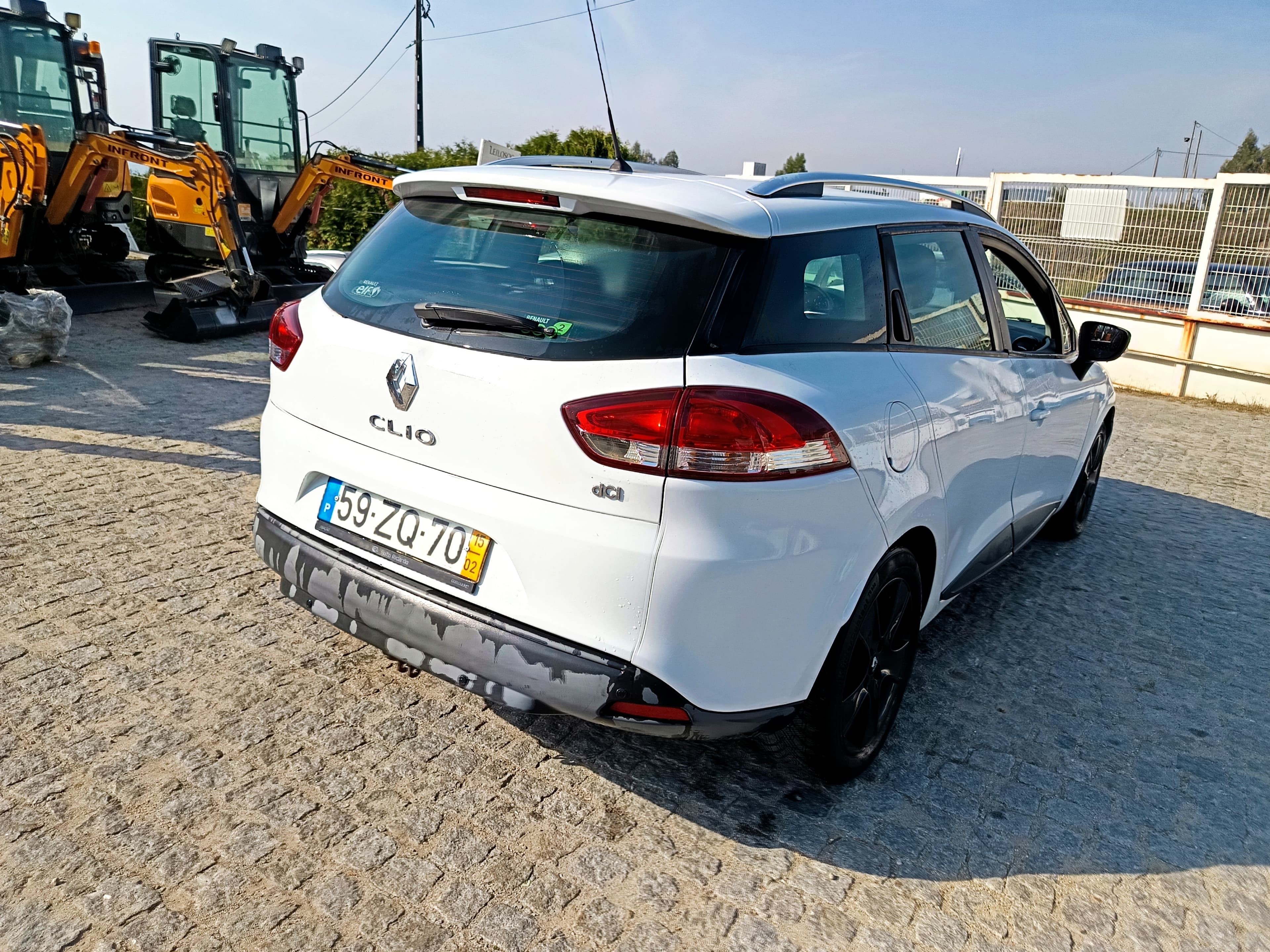 Renault Clio · Ano 2015 — imagem 4
