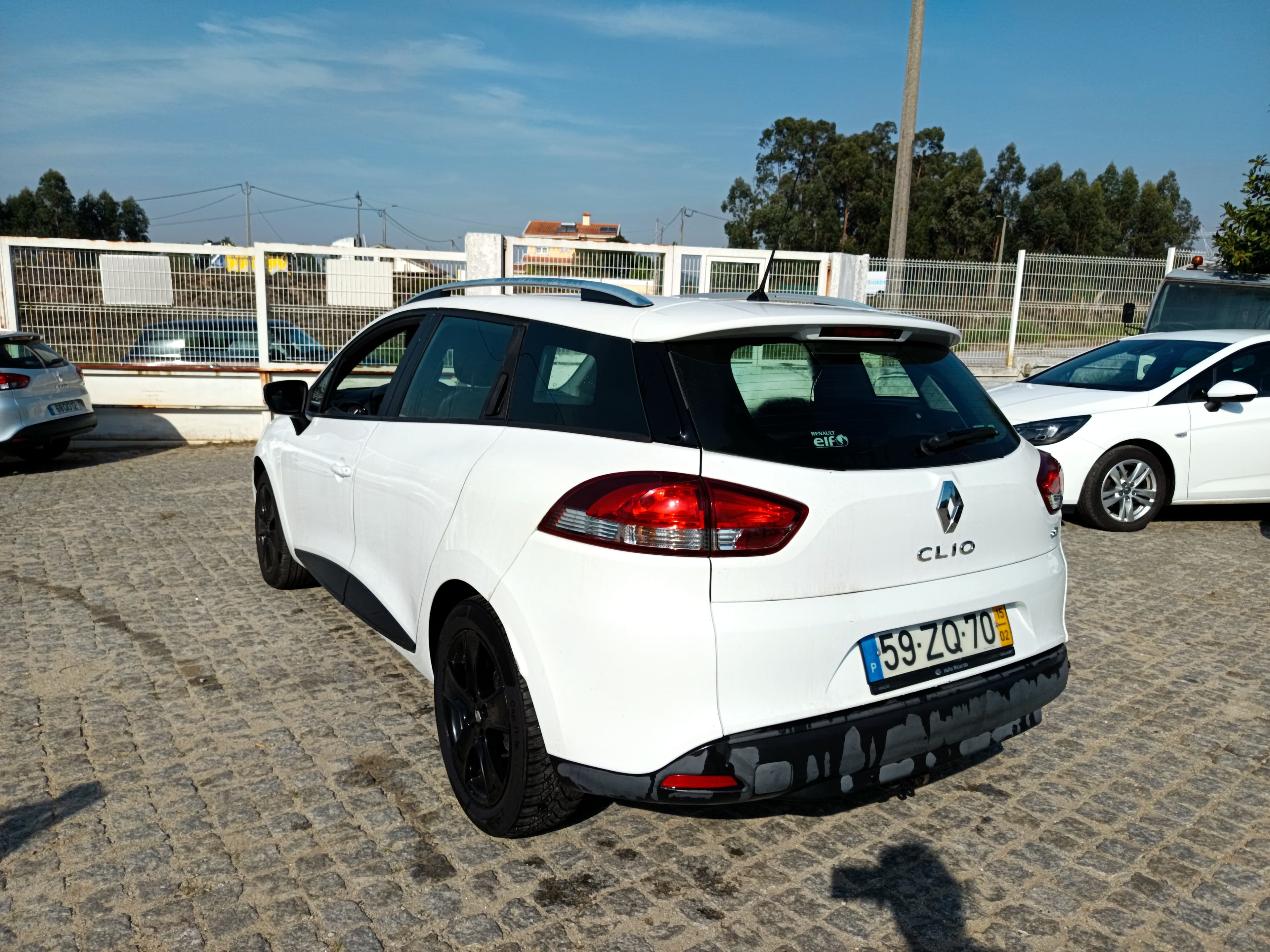 Renault Clio · Ano 2015 — imagem 6