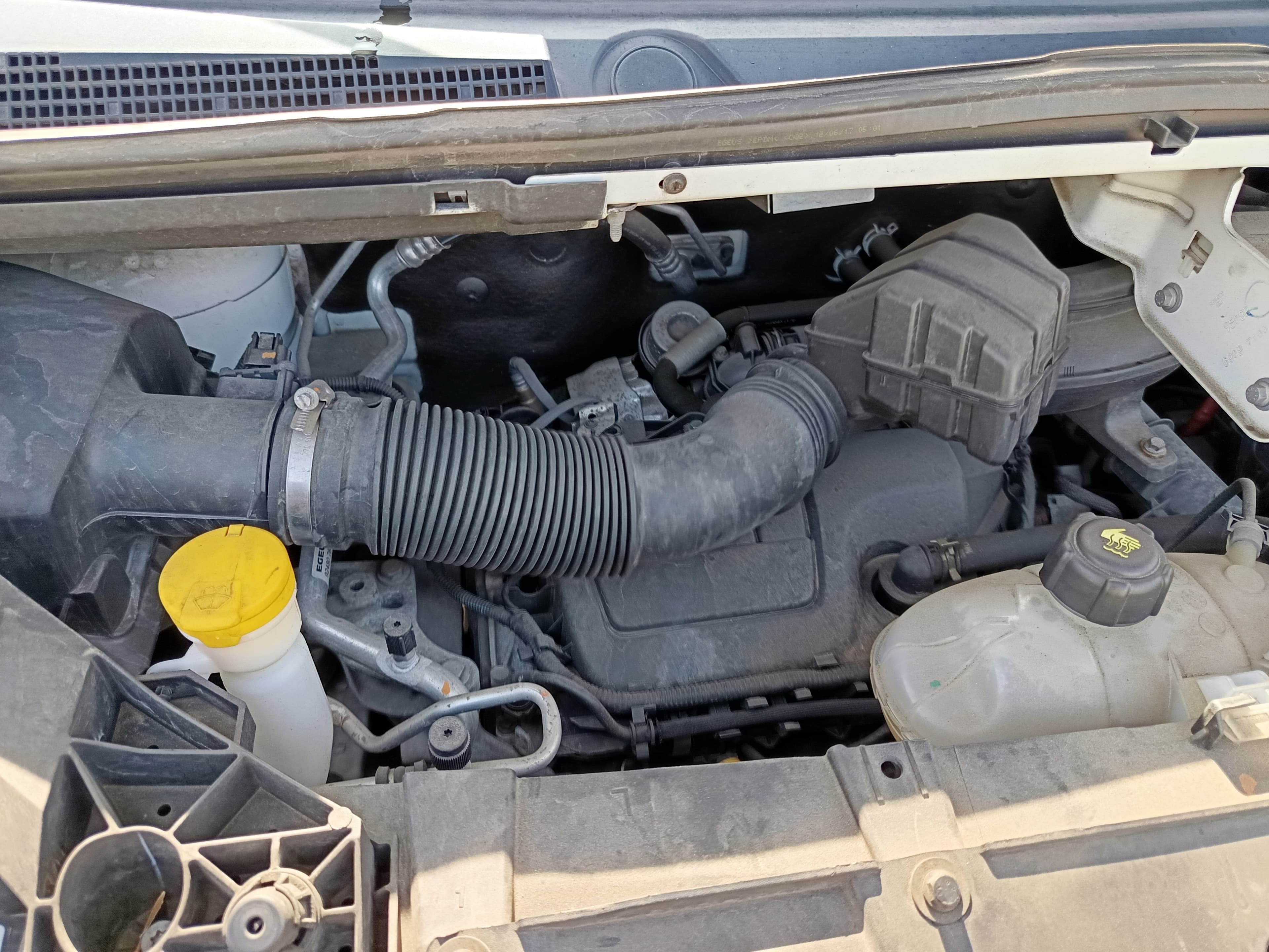 Renault Trafic · Ano 2017 — imagen 15