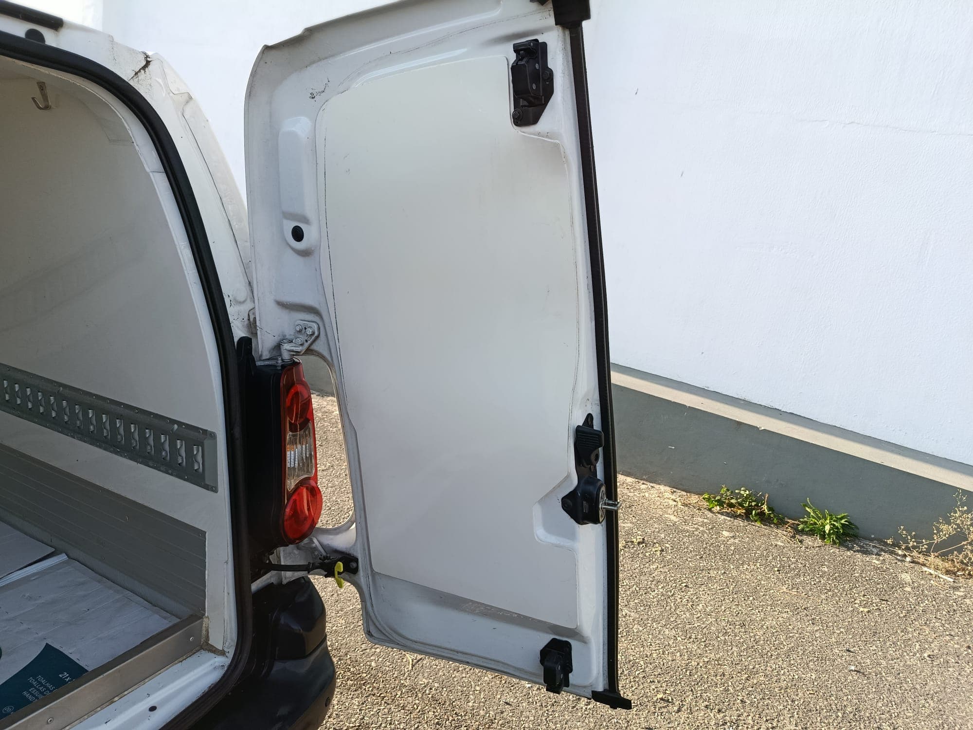 Citroën Berlingo · Ano 2012 — image 13