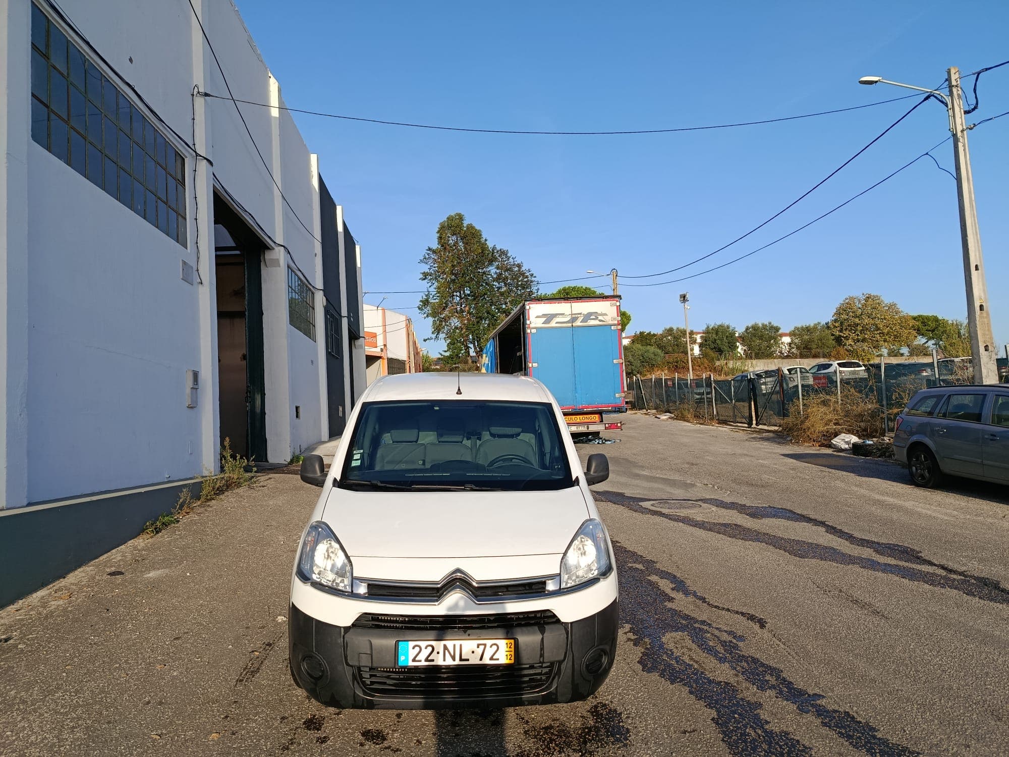 Citroën Berlingo · Ano 2012 — image 2