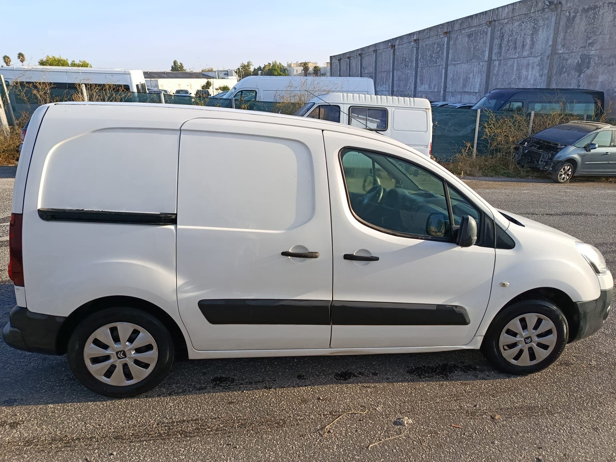Citroën Berlingo · Ano 2012 — image 7