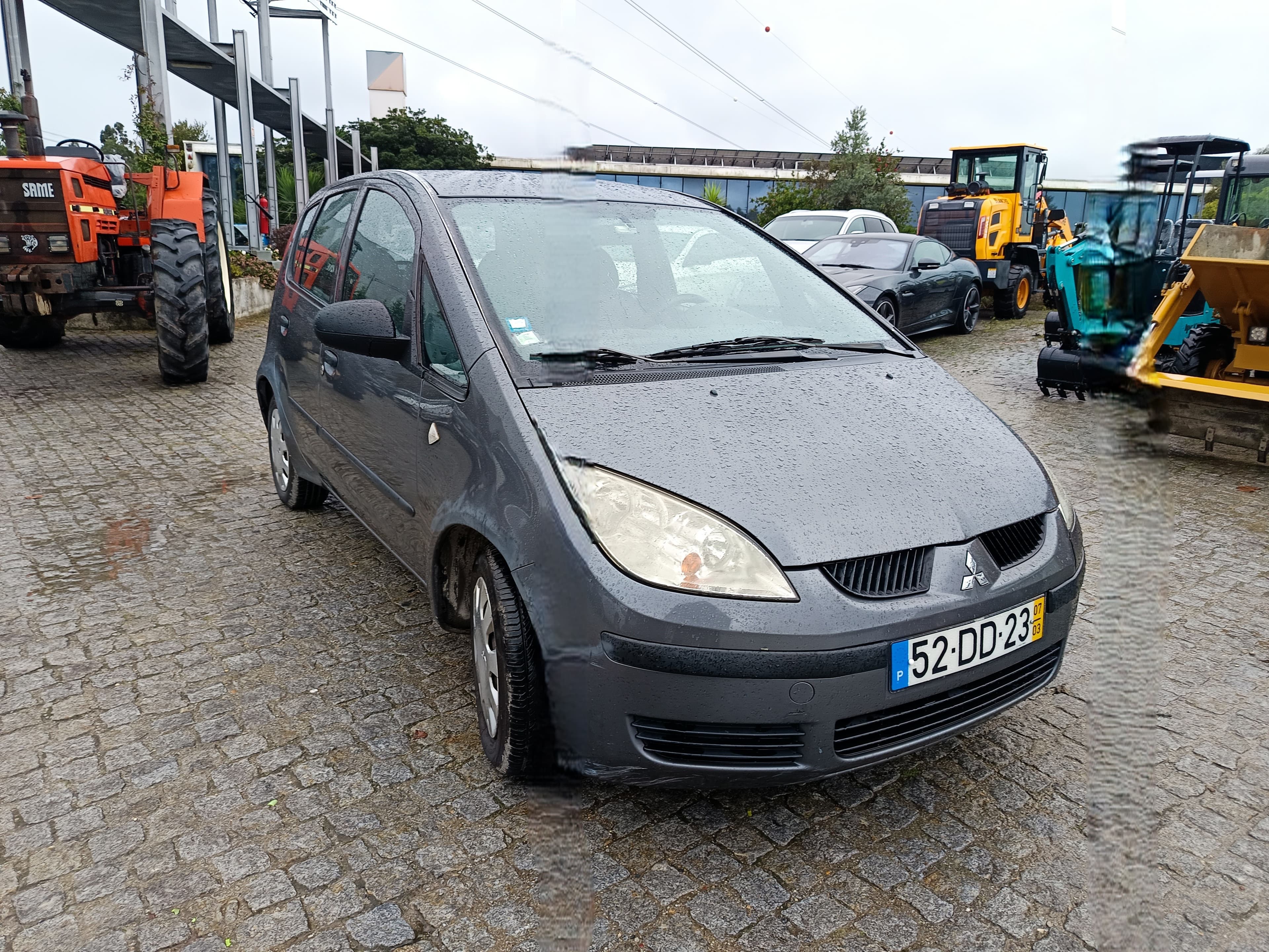 Mitsubishi Colt · Ano 2007 — imagen 3