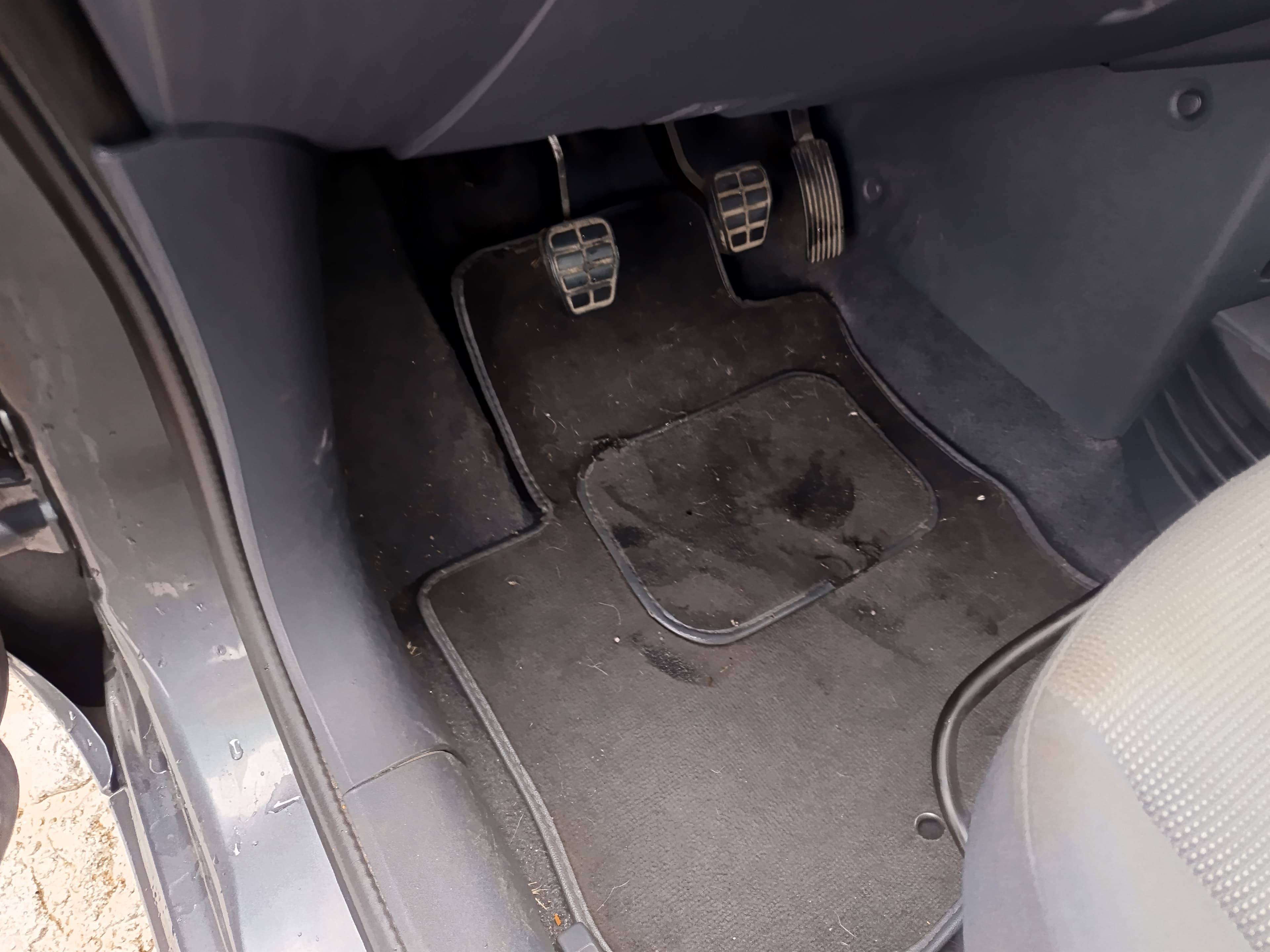 Mitsubishi Colt · Ano 2007 — imagen 34
