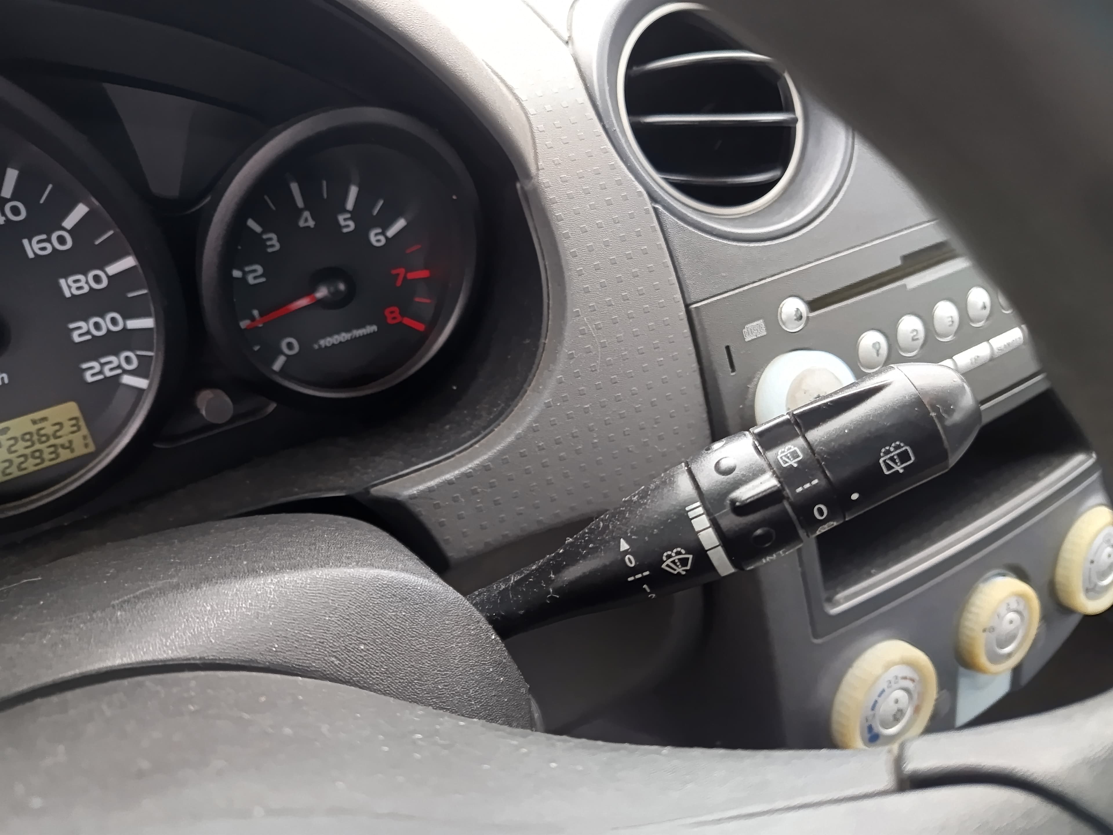 Mitsubishi Colt · Ano 2007 — imagen 40