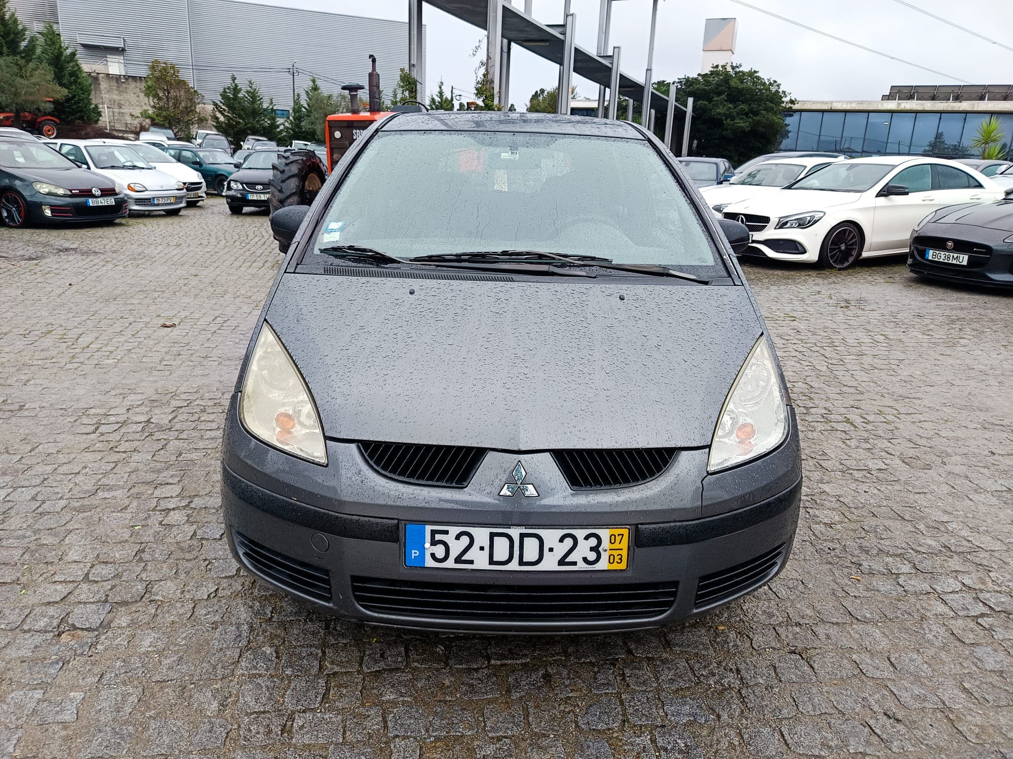 Mitsubishi Colt · Ano 2007 — imagen 2