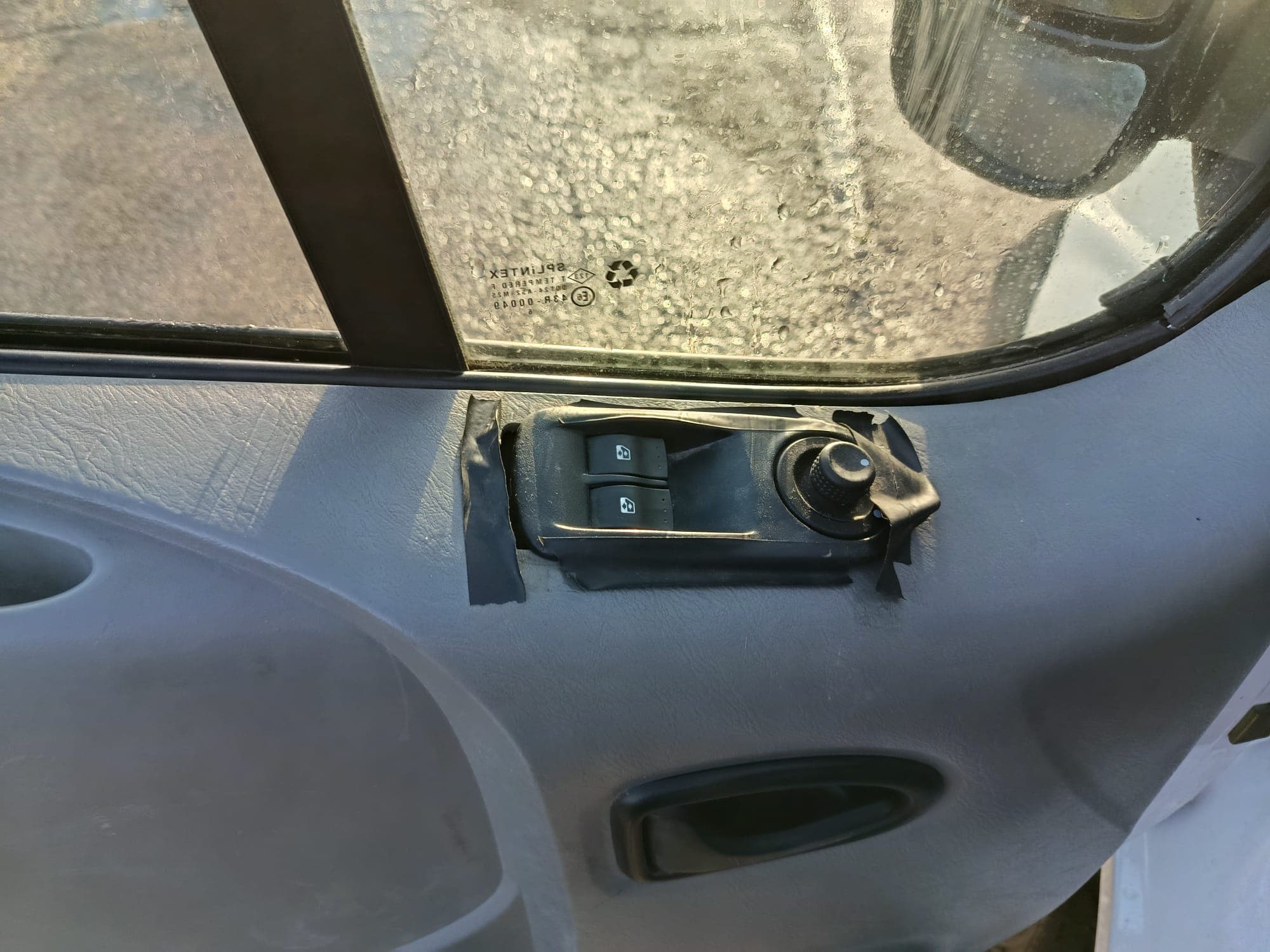 Renault Trafic · 6 Lugares · Ano 2006 — imagen 23