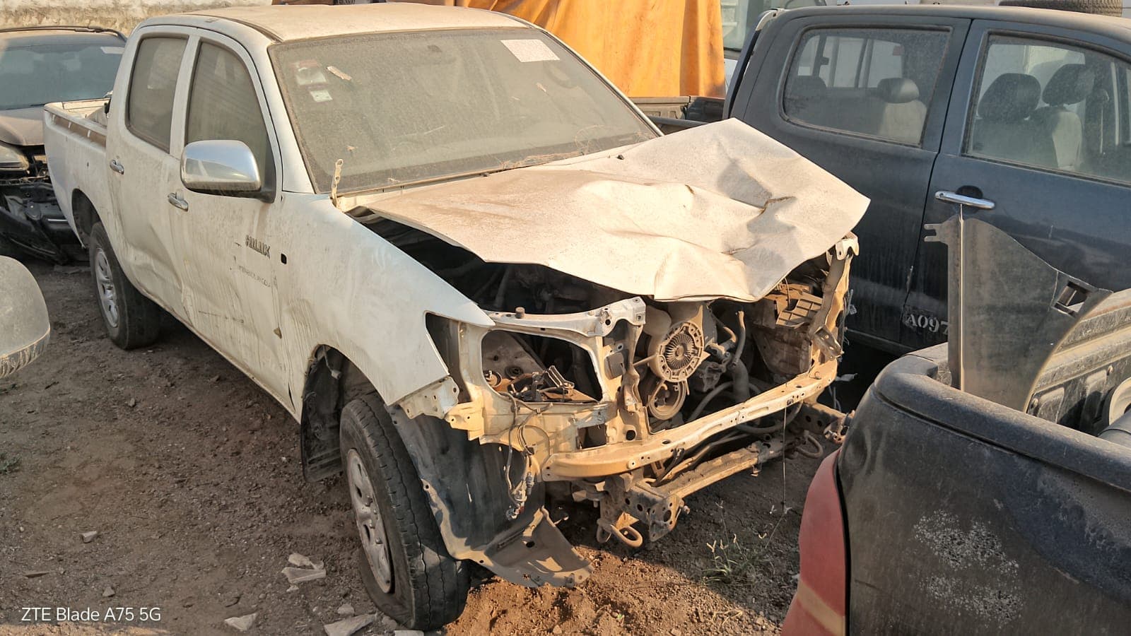 3 TOYOTA HILUX 4*4 CD STD 5L — imagen 7