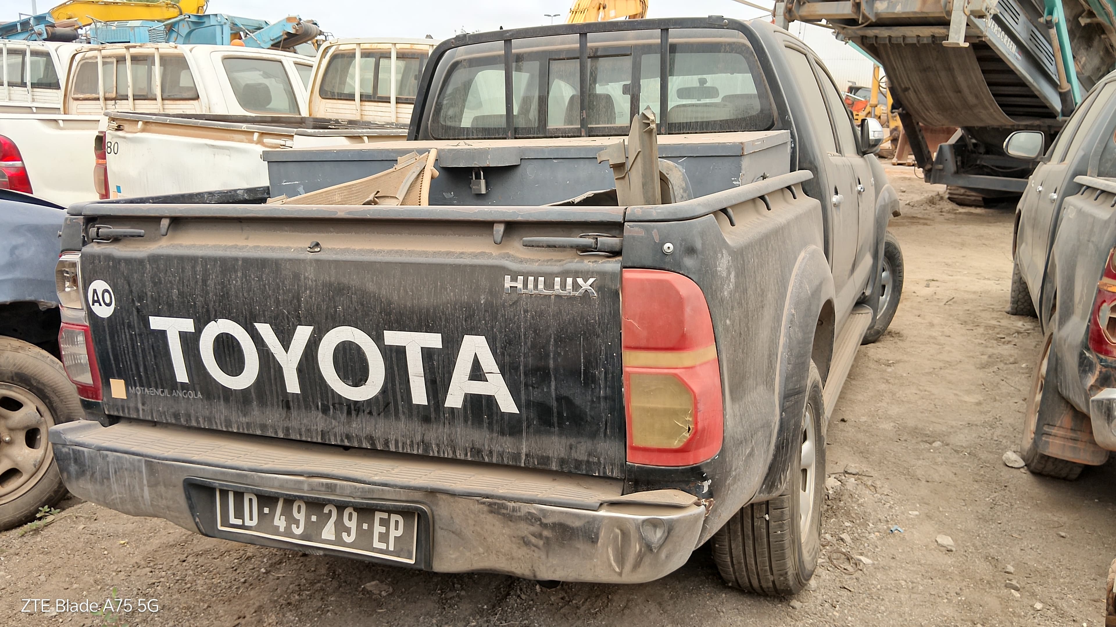 2 TOYOTA HILUX 4*4 CD 5L — imagem 9