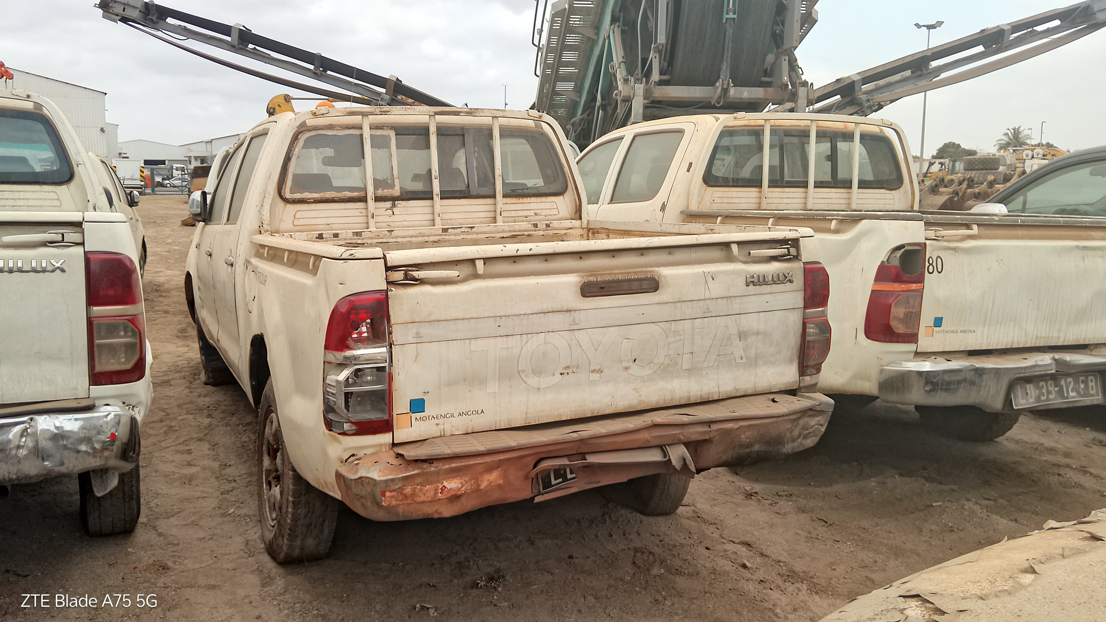 2 TOYOTA HILUX 4*4 CD 5L — imagem 5