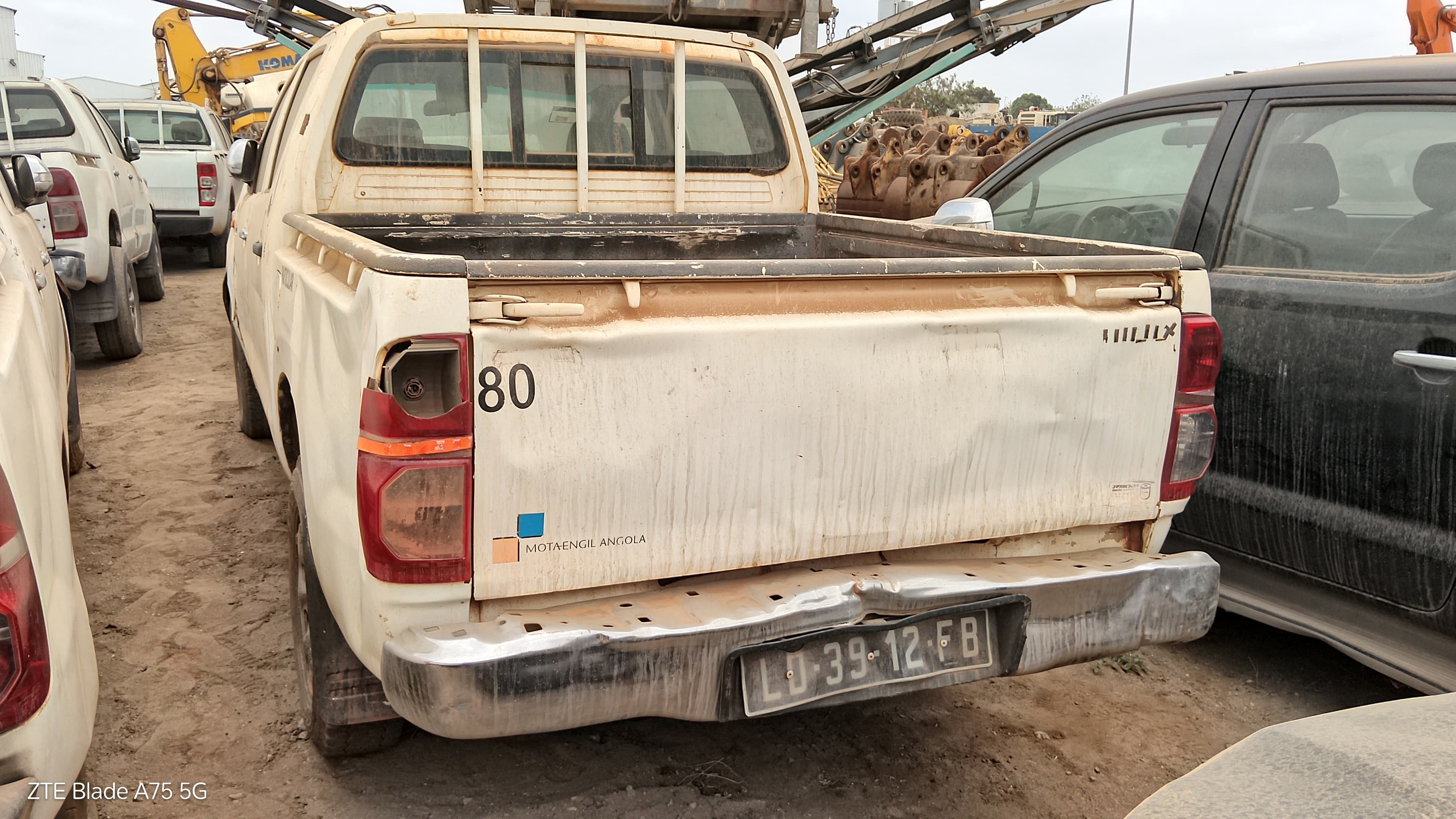 TOYOTA HILUX 4*4 CD STD 5L — imagem 3
