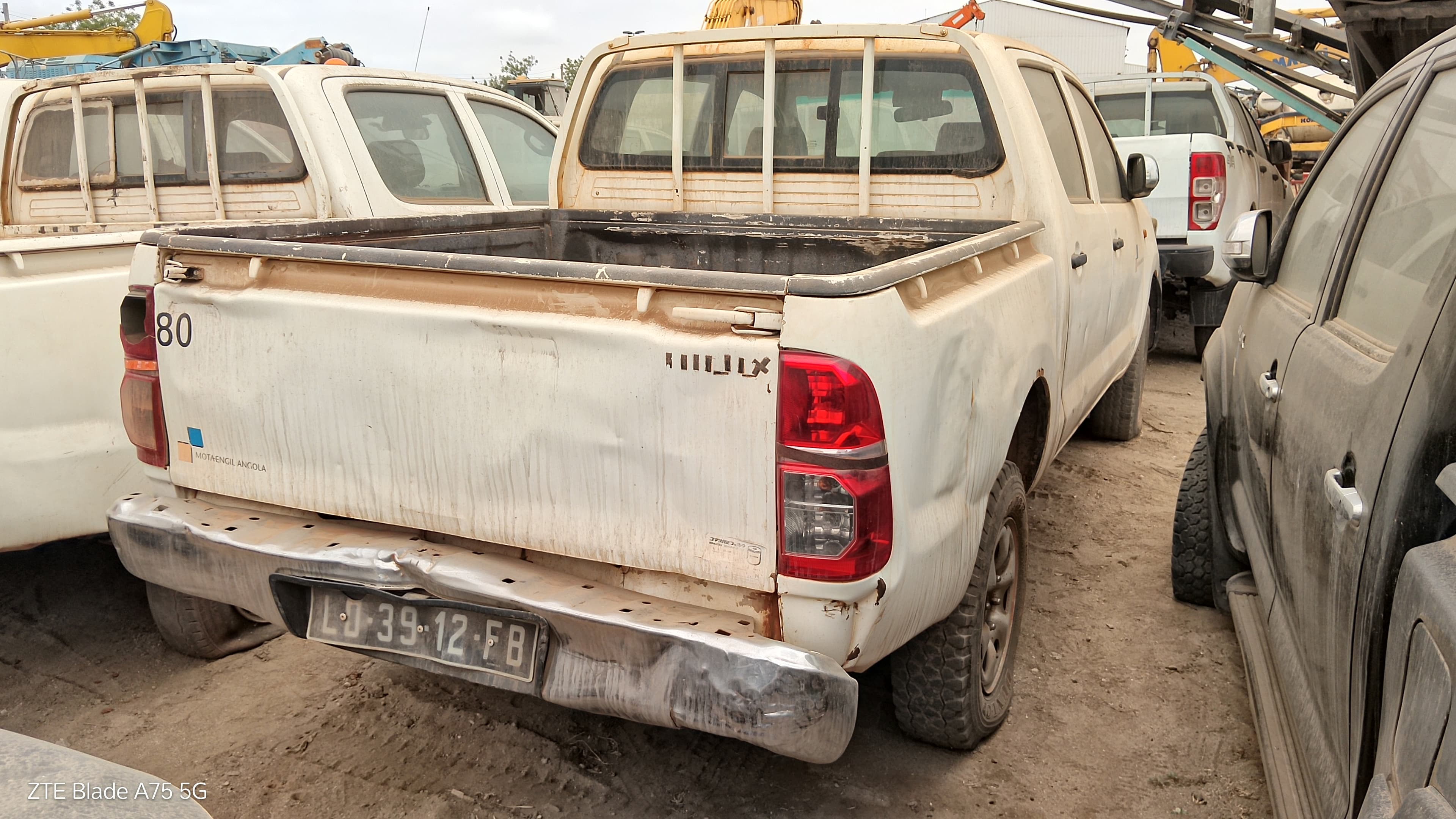 TOYOTA HILUX 4*4 CD STD 5L — imagem 4