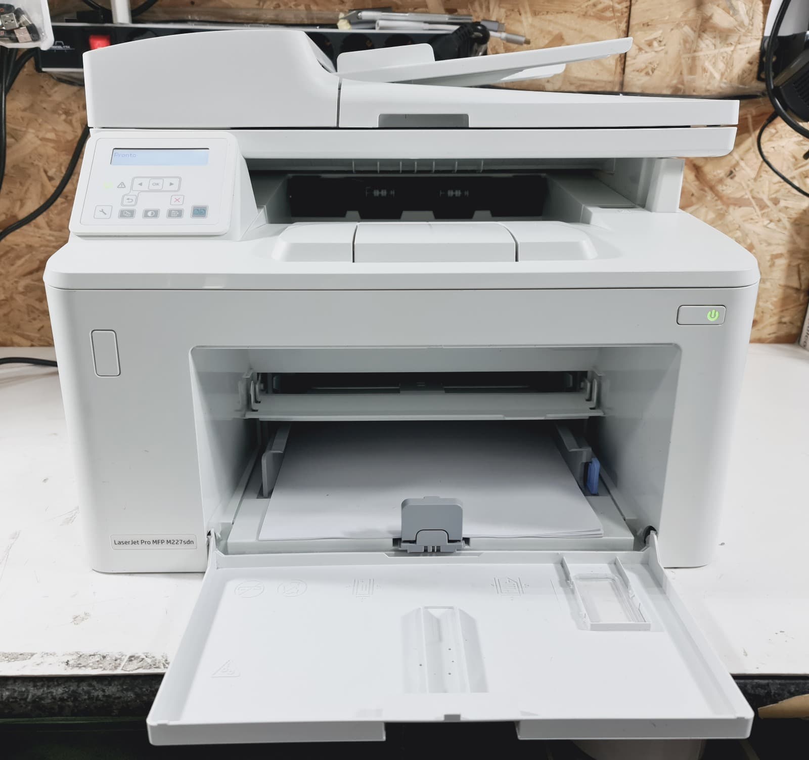 Impressora HP LaserJet Pro M227 — image 1