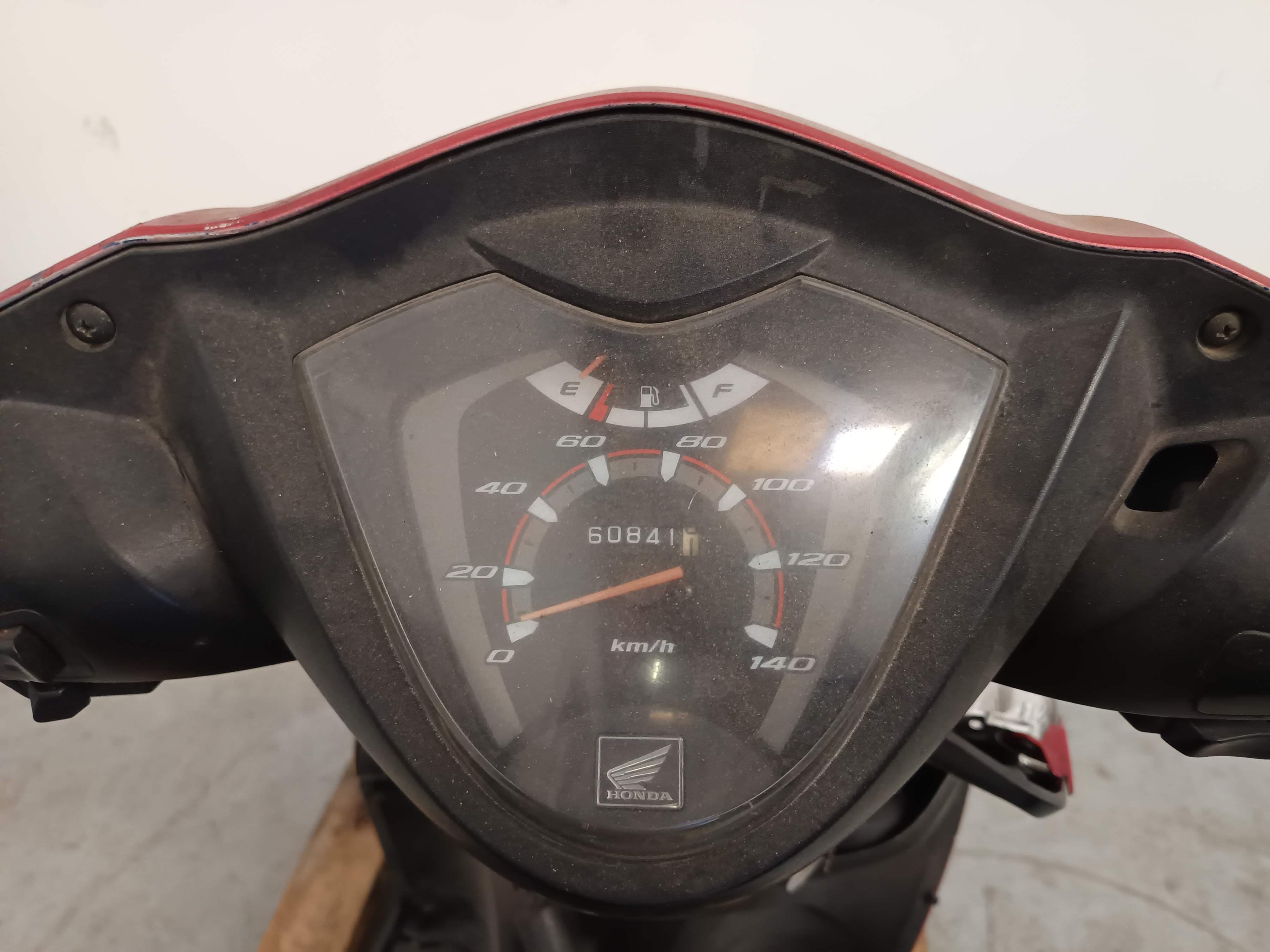 HONDA Vision NSC 110 · Ano 2012 — image 12