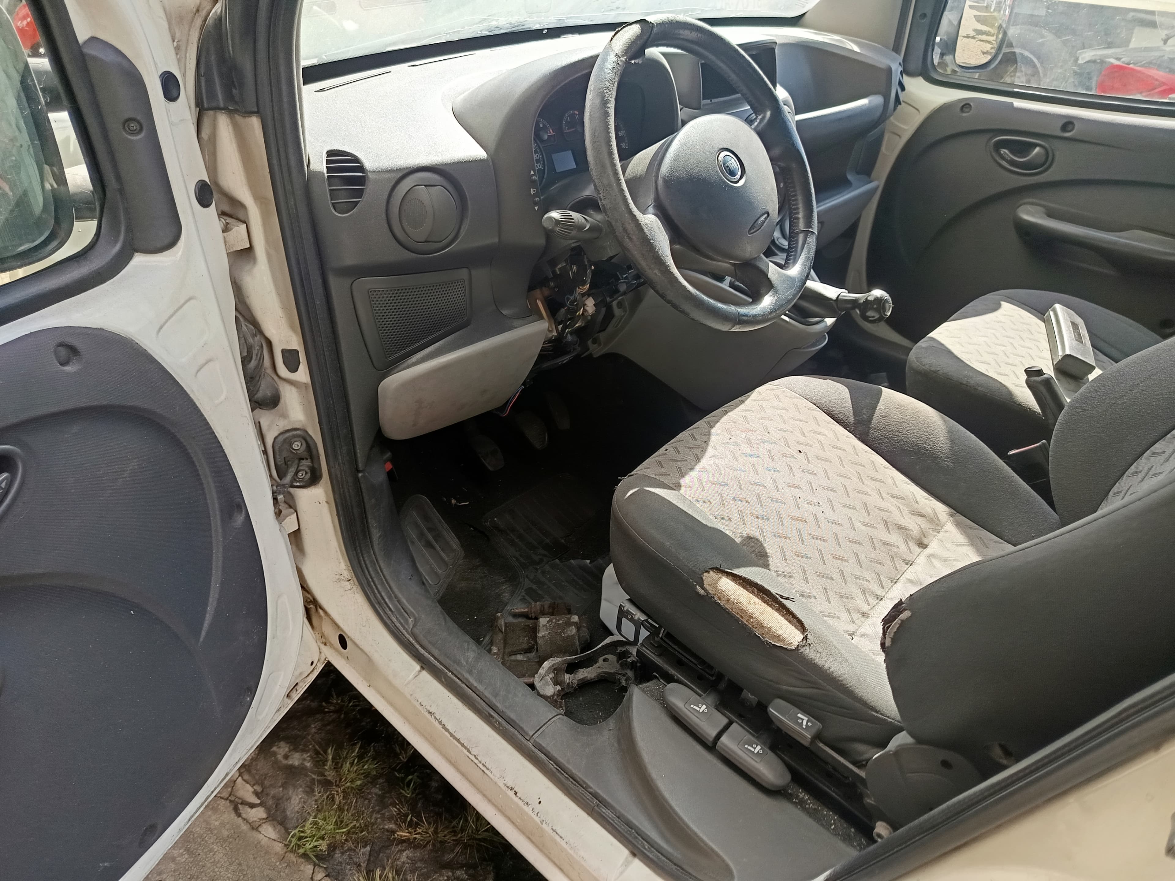 Fiat Doblo · Ano 2006 — imagem 21