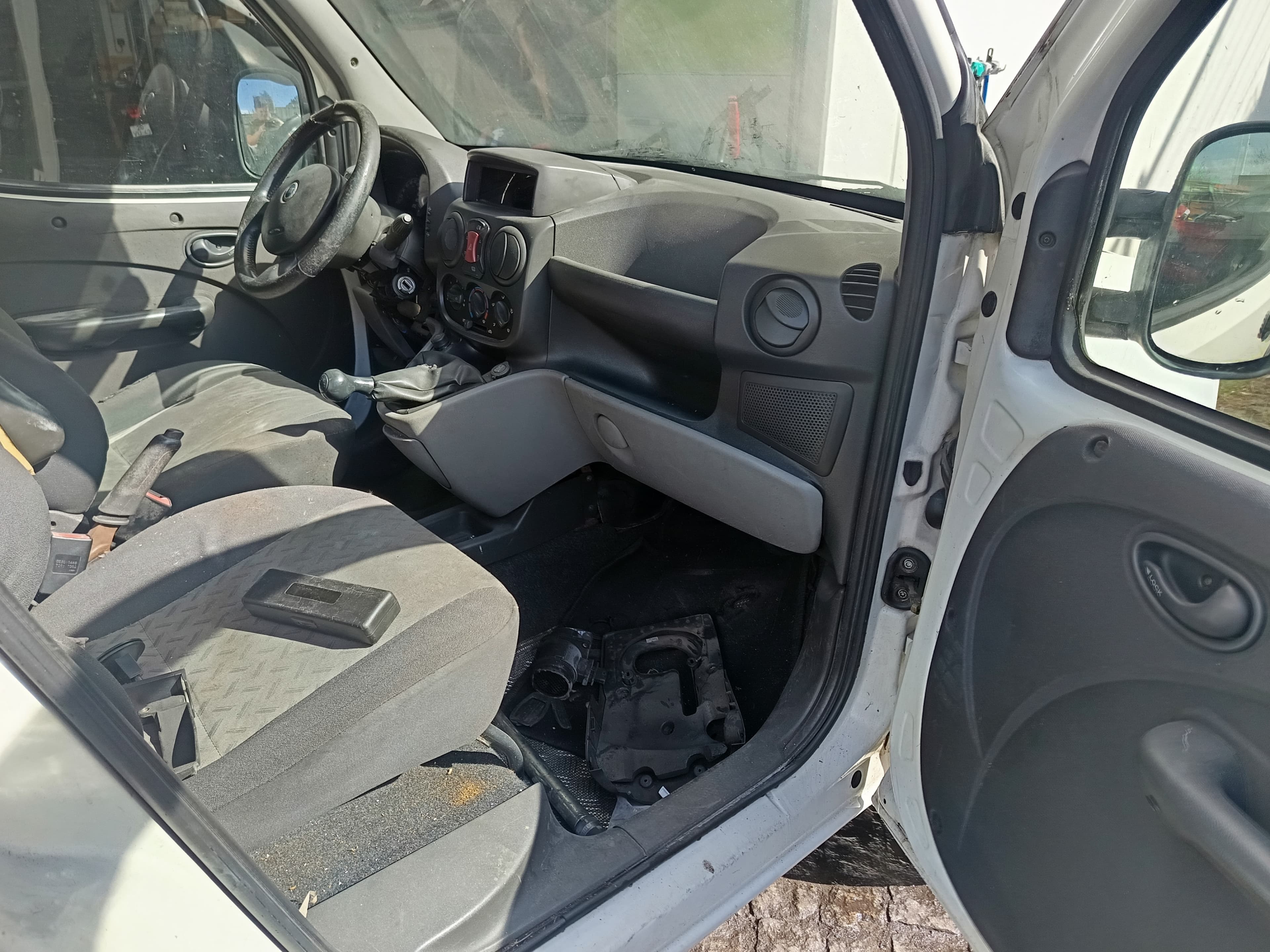 Fiat Doblo · Ano 2006 — imagem 31