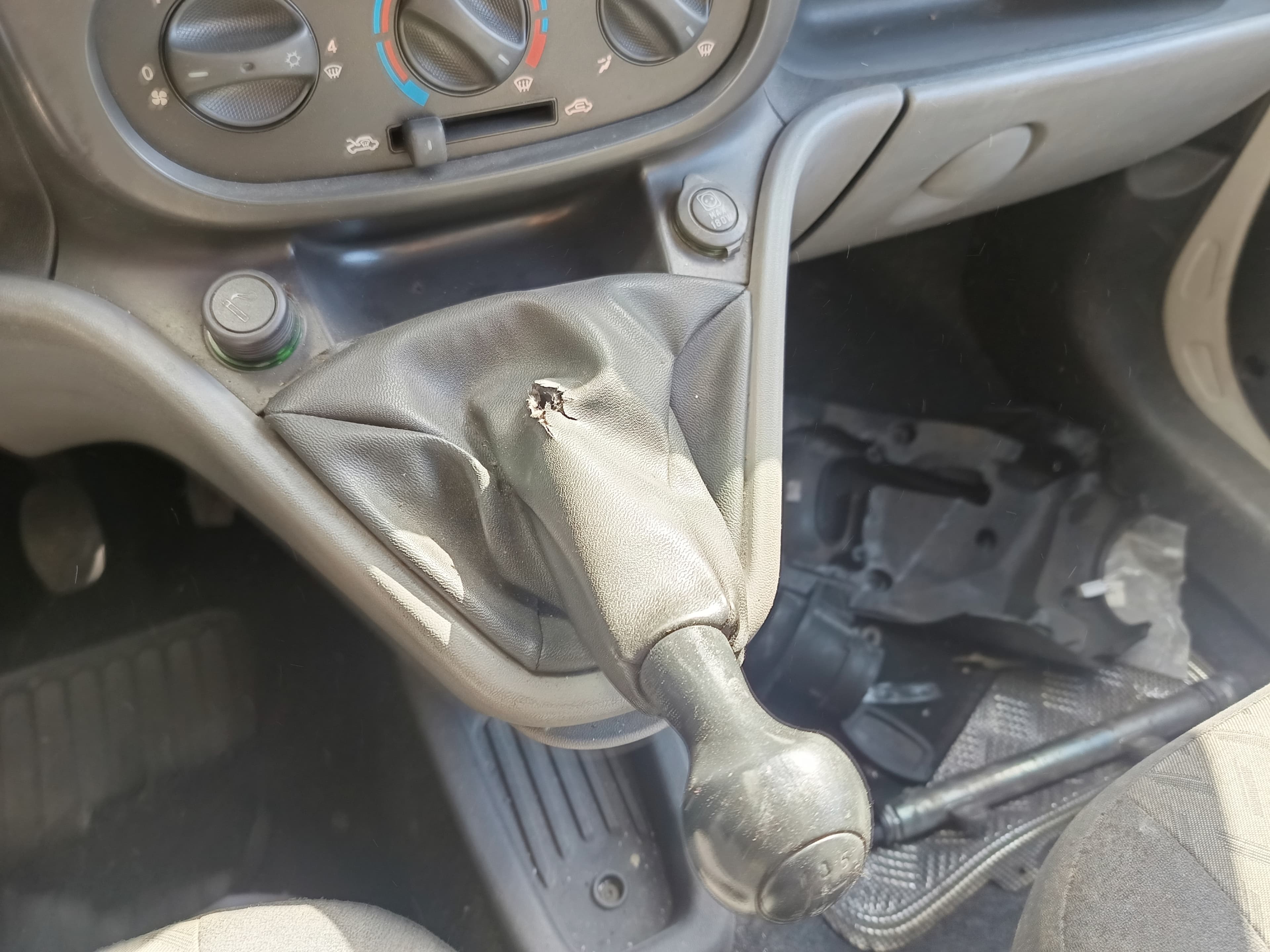 Fiat Doblo · Ano 2006 — imagem 28