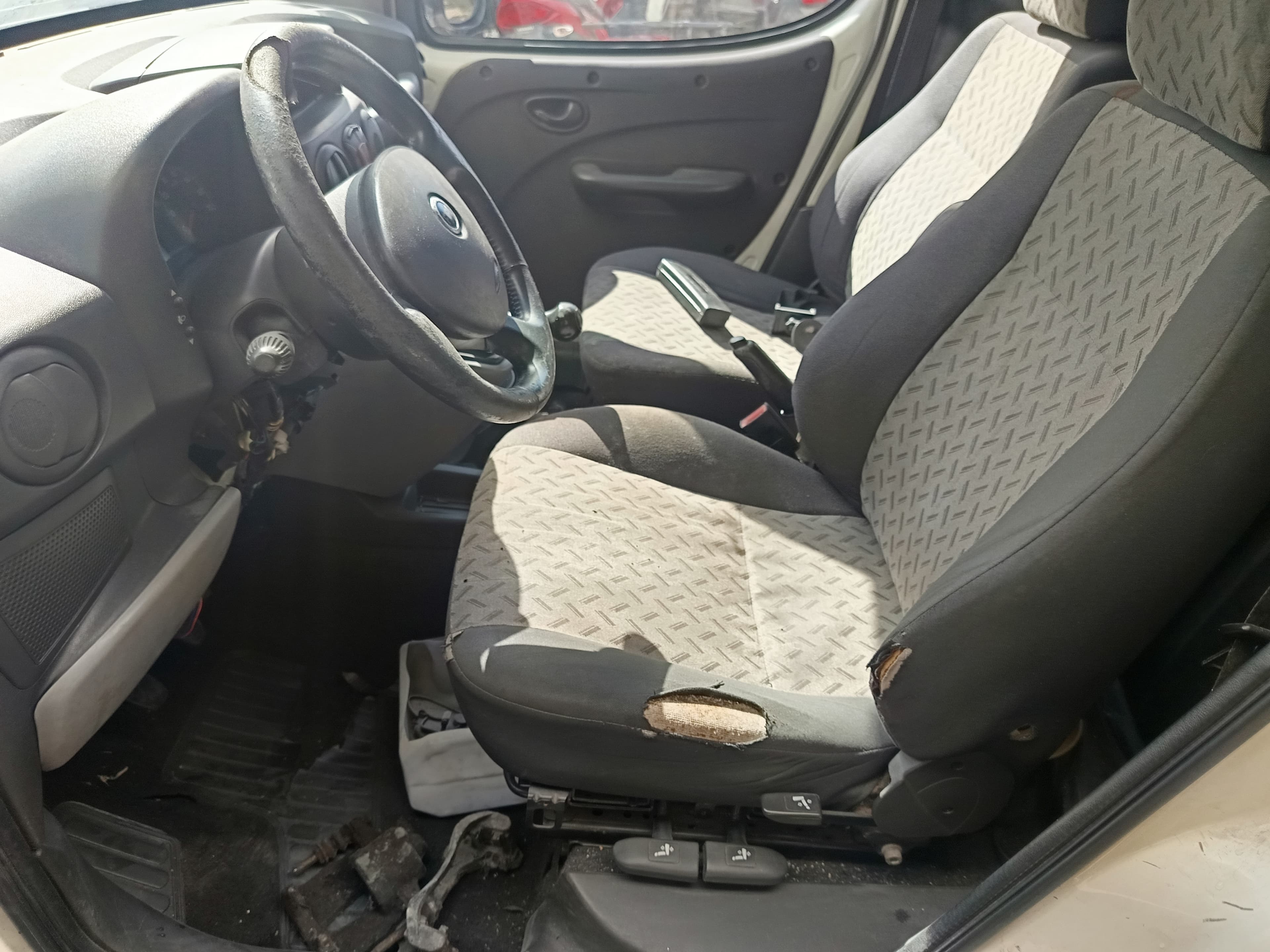 Fiat Doblo · Ano 2006 — imagem 24