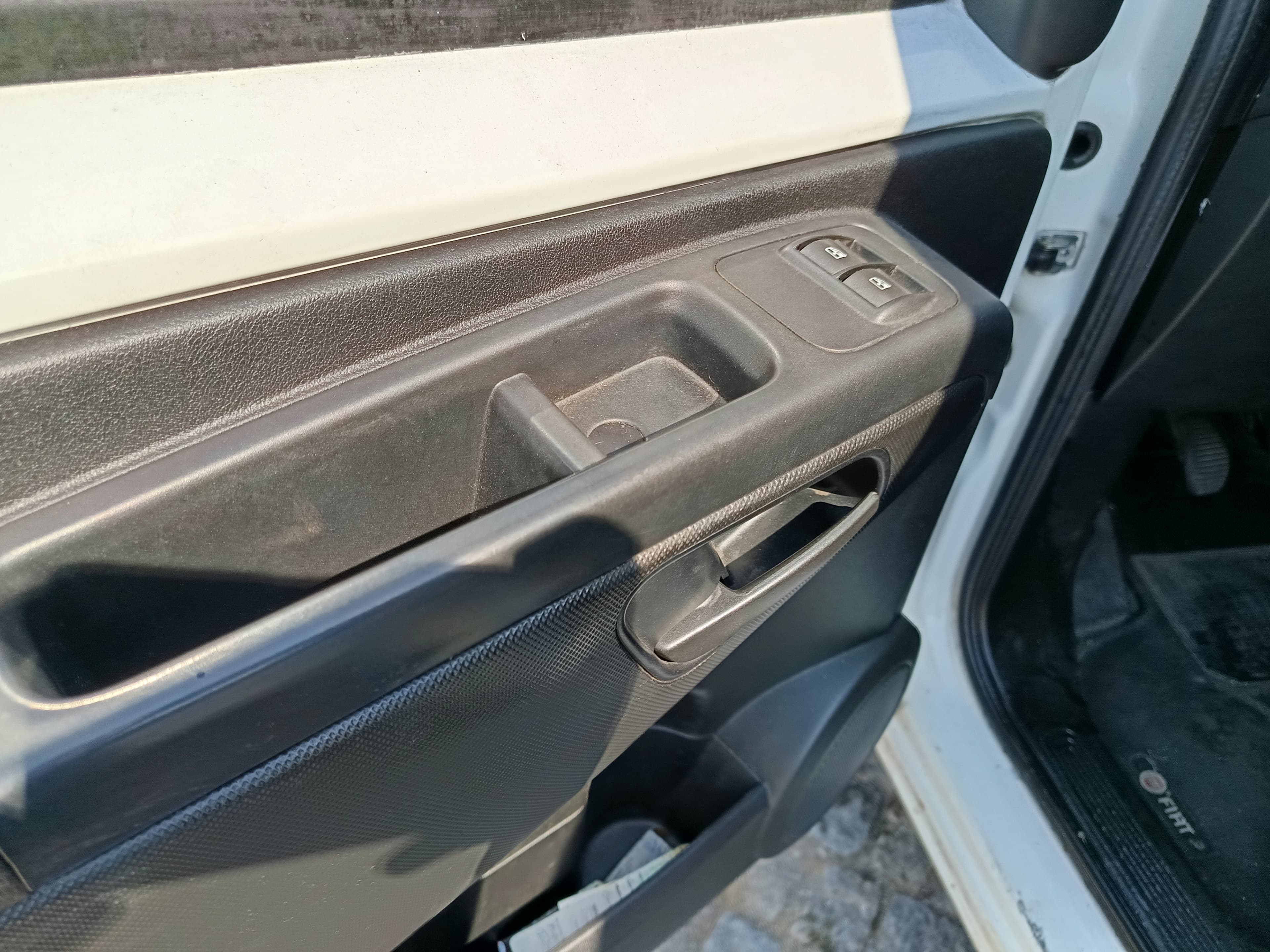 Fiat Fiorino · Ano 2015 — image 25