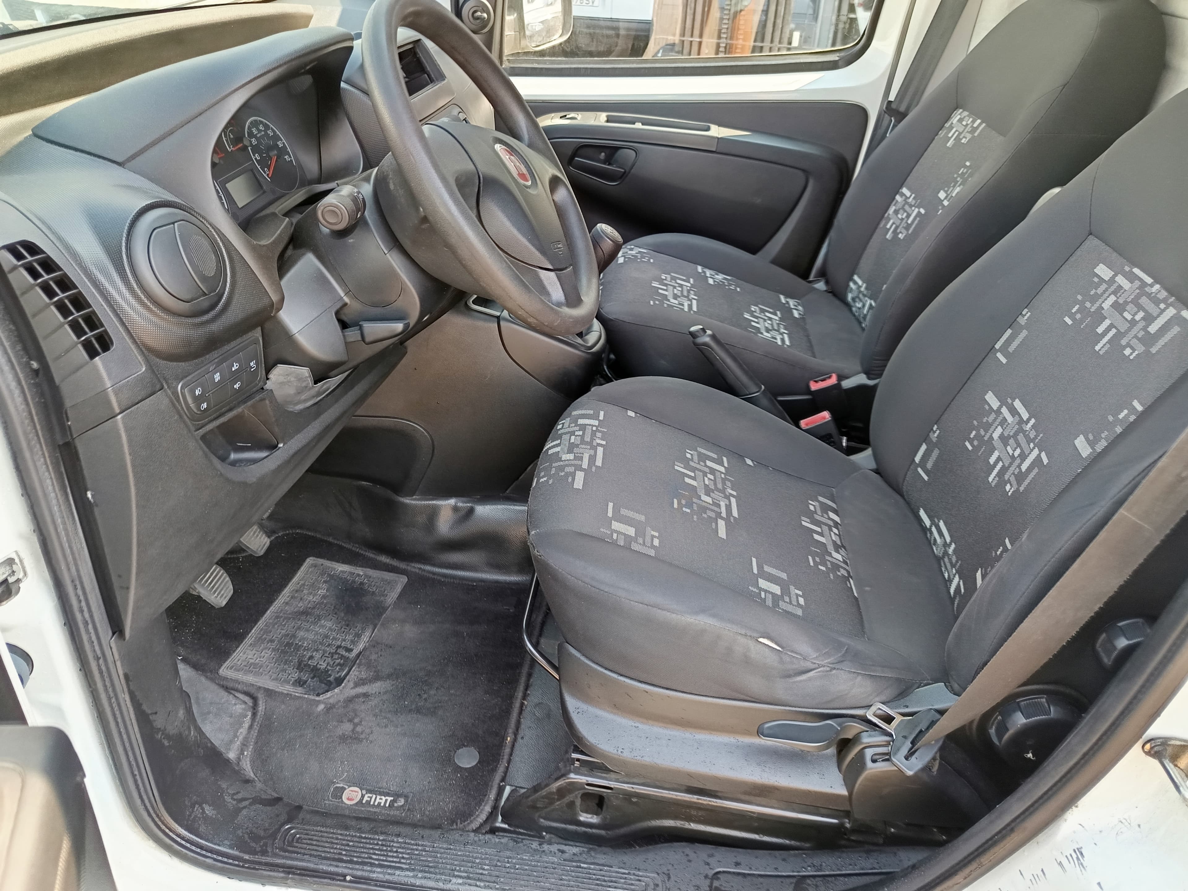 Fiat Fiorino · Ano 2015 — image 26