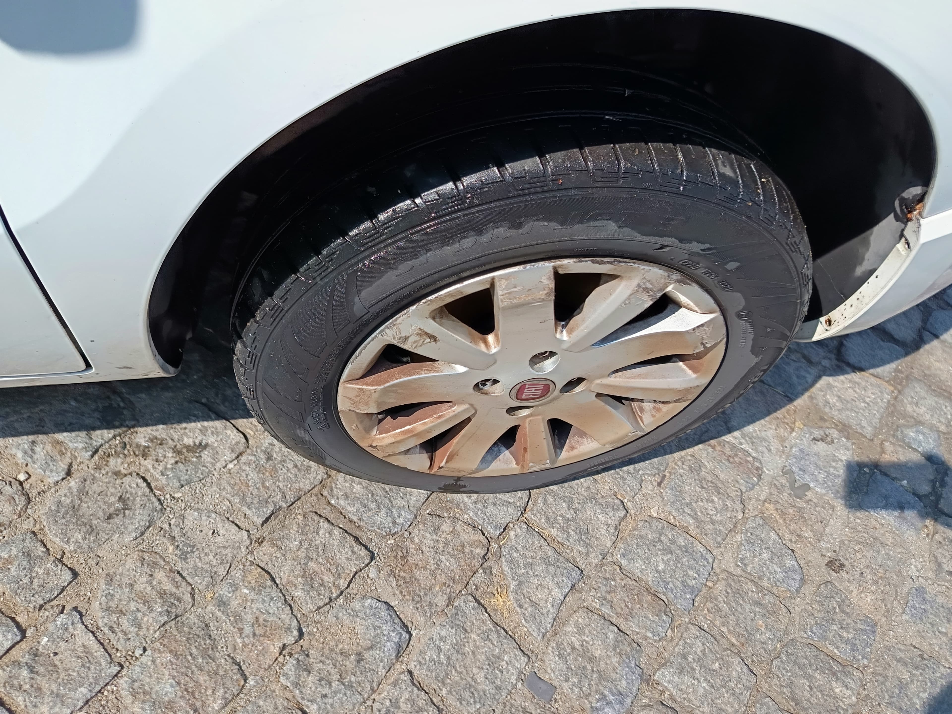 Fiat Fiorino · Ano 2015 — image 19