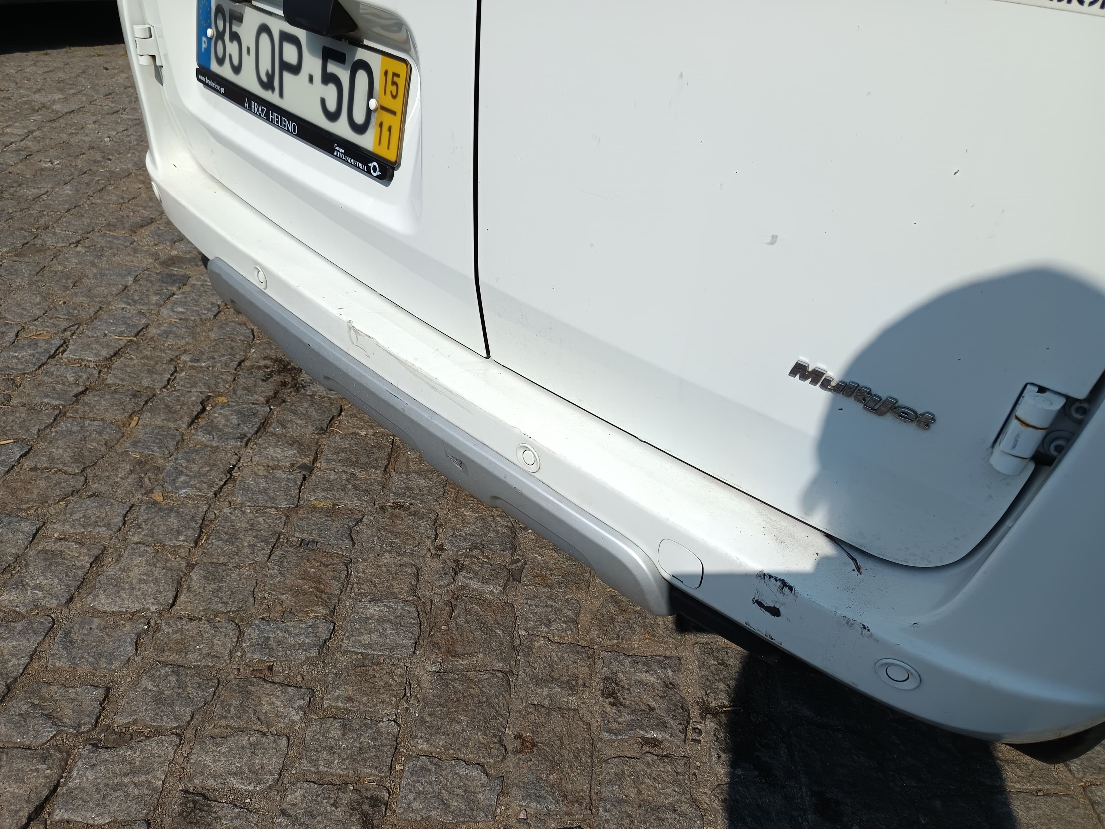 Fiat Fiorino · Ano 2015 — image 13