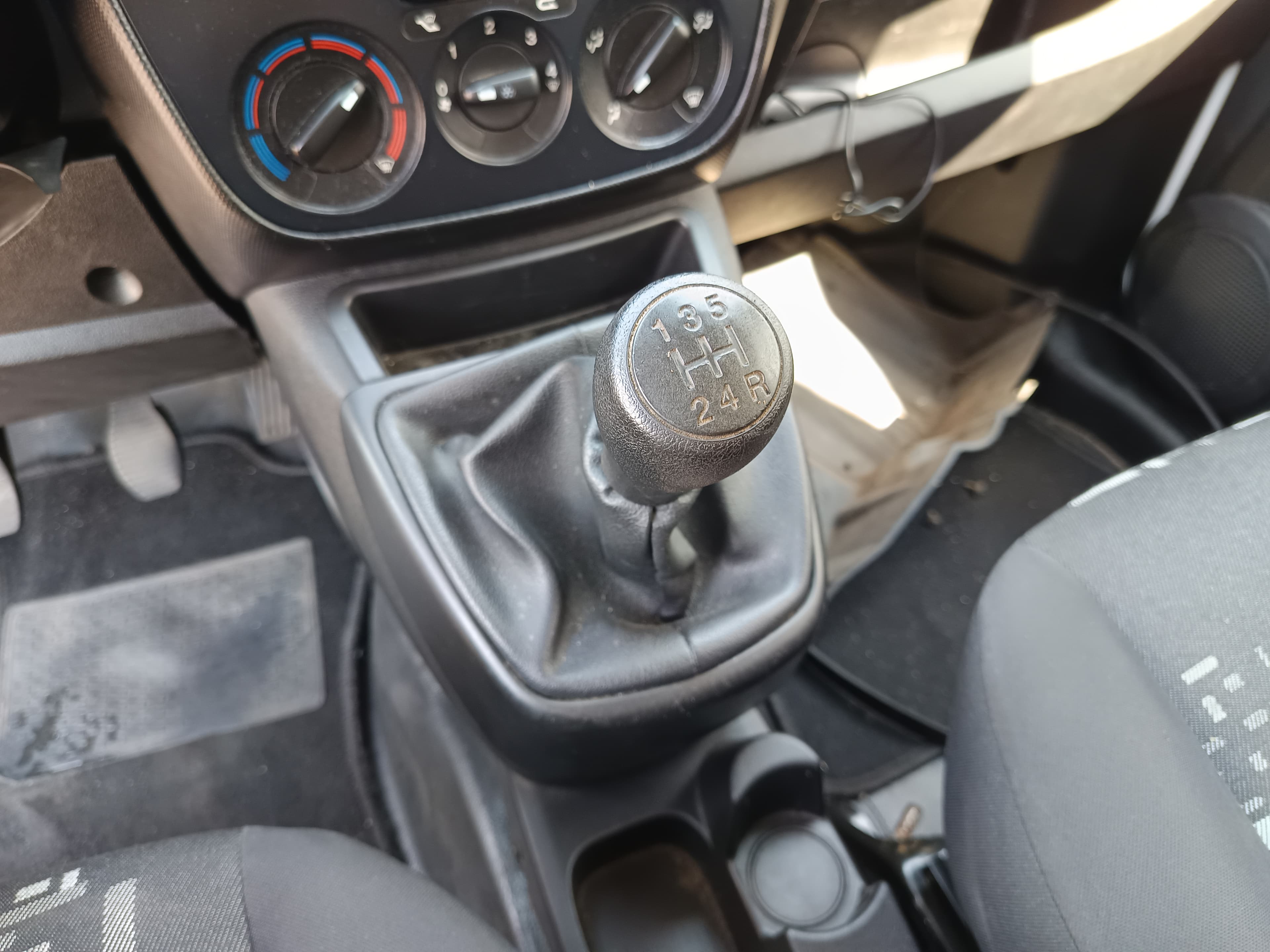 Fiat Fiorino · Ano 2015 — image 32