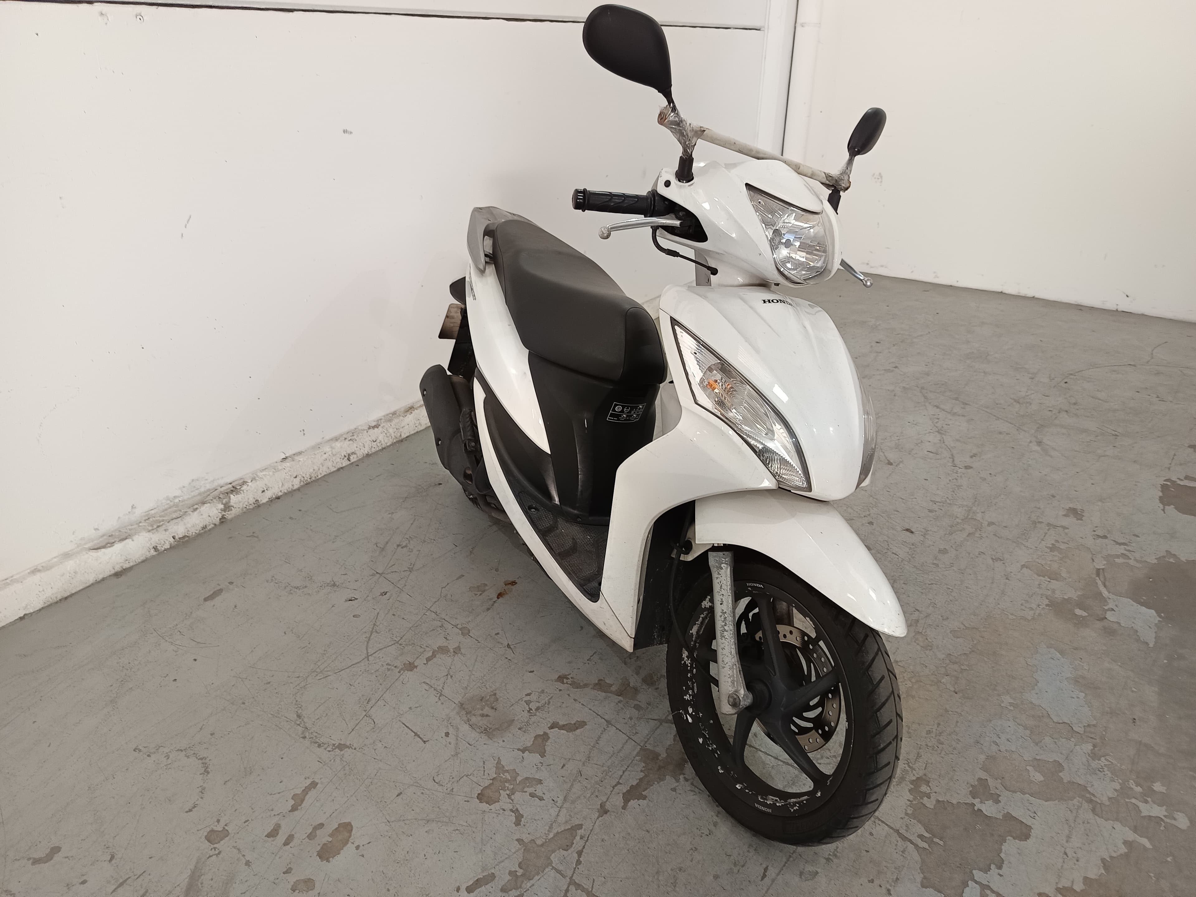 Honda Vision · Ano 2011 — imagen 2