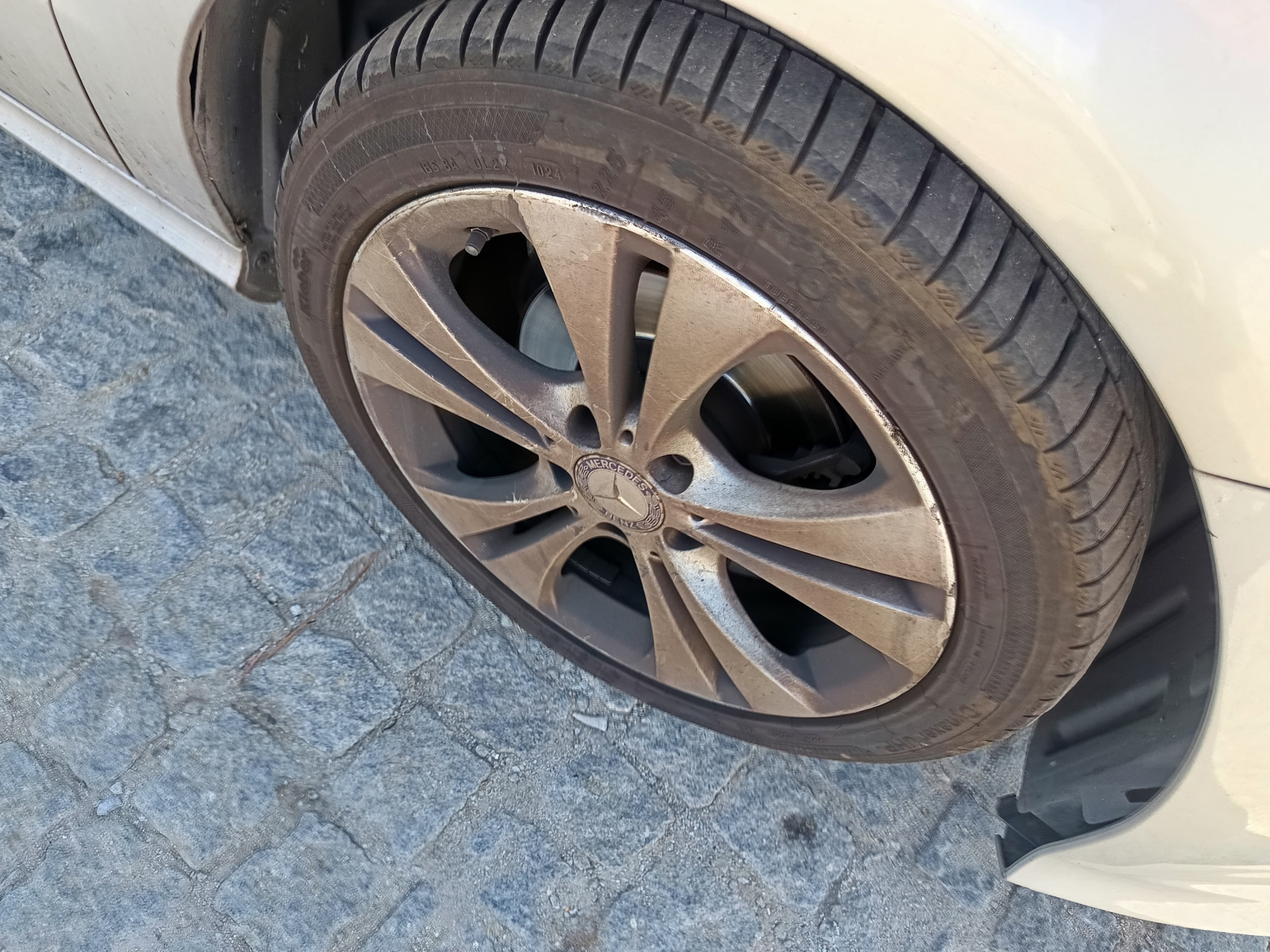 Mercedes-Benz B180 · Ano 2015 — imagen 12