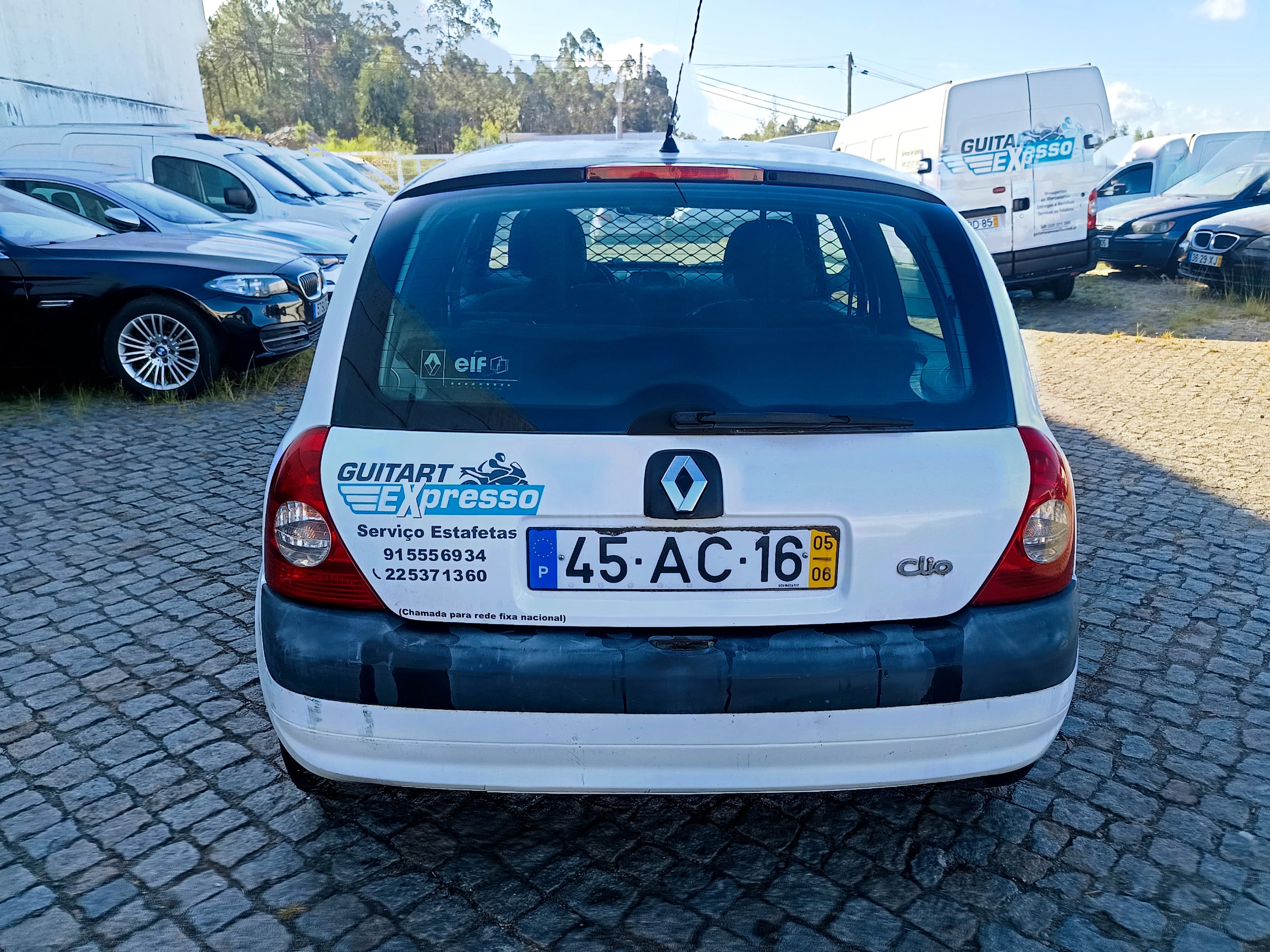 Renault Clio · Ano 2005 — imagen 5