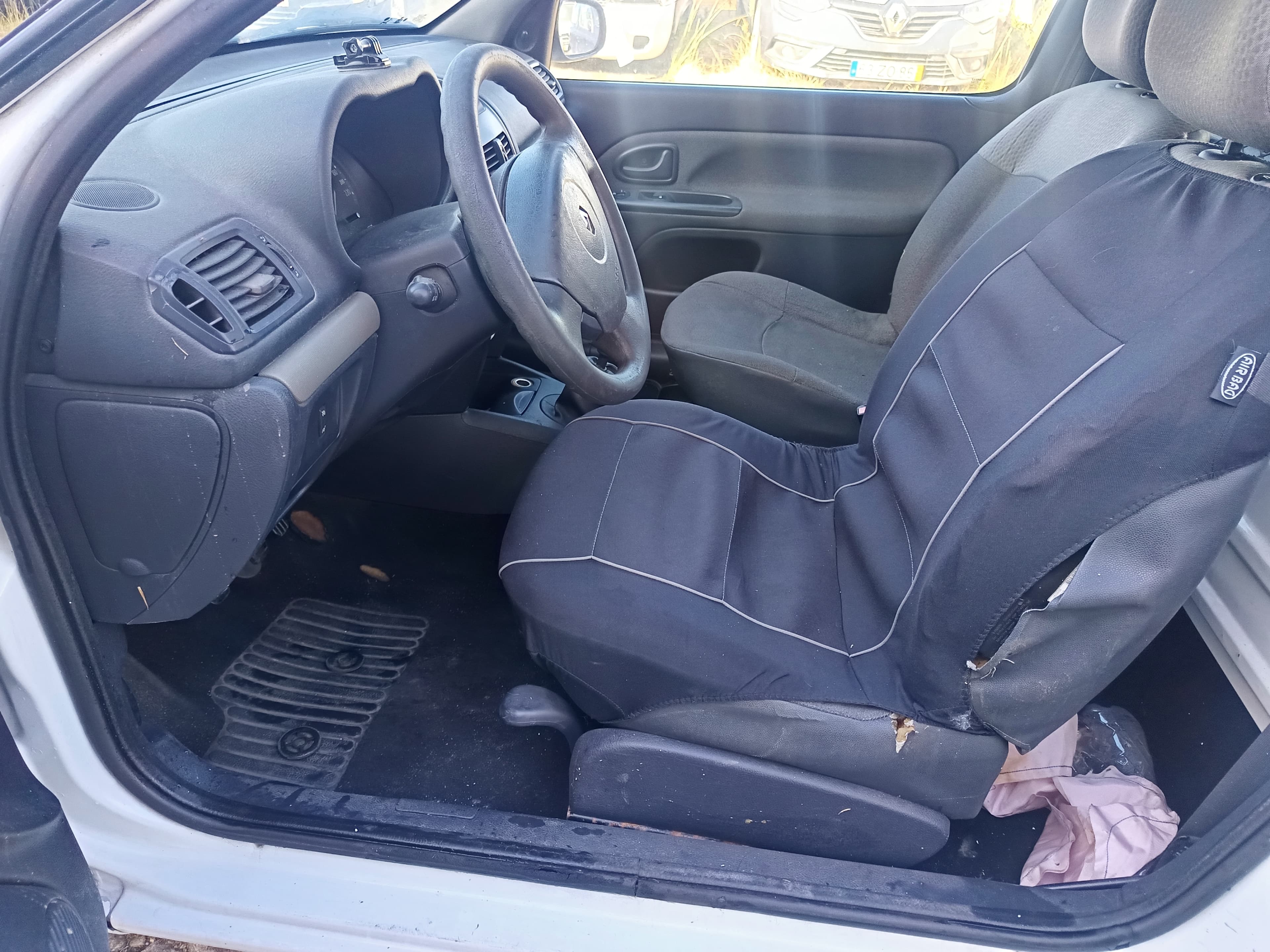 Renault Clio · Ano 2005 — imagen 26
