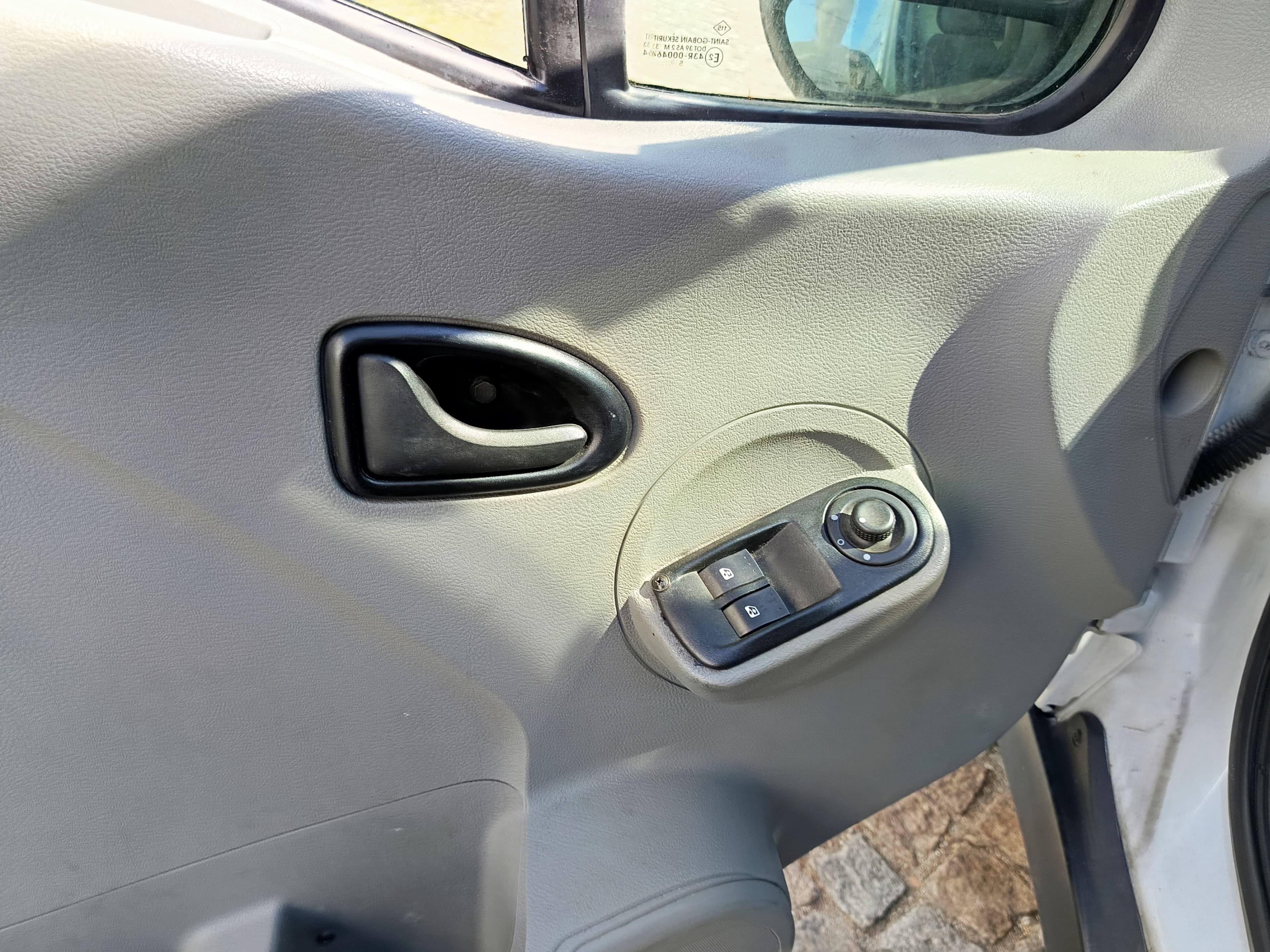 Renault Master · Ano 2006 — imagem 14