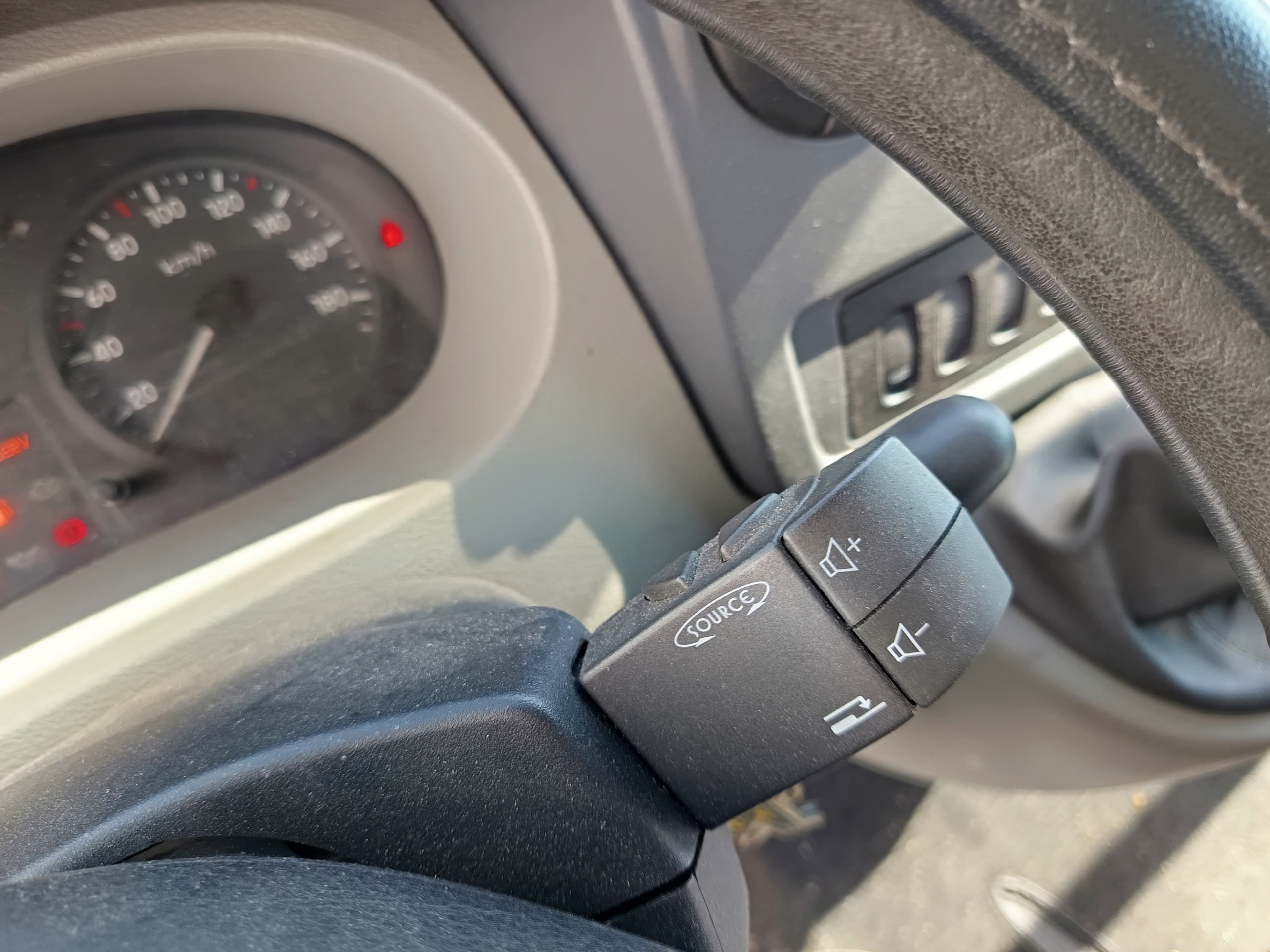 Renault Master · Ano 2006 — imagem 21