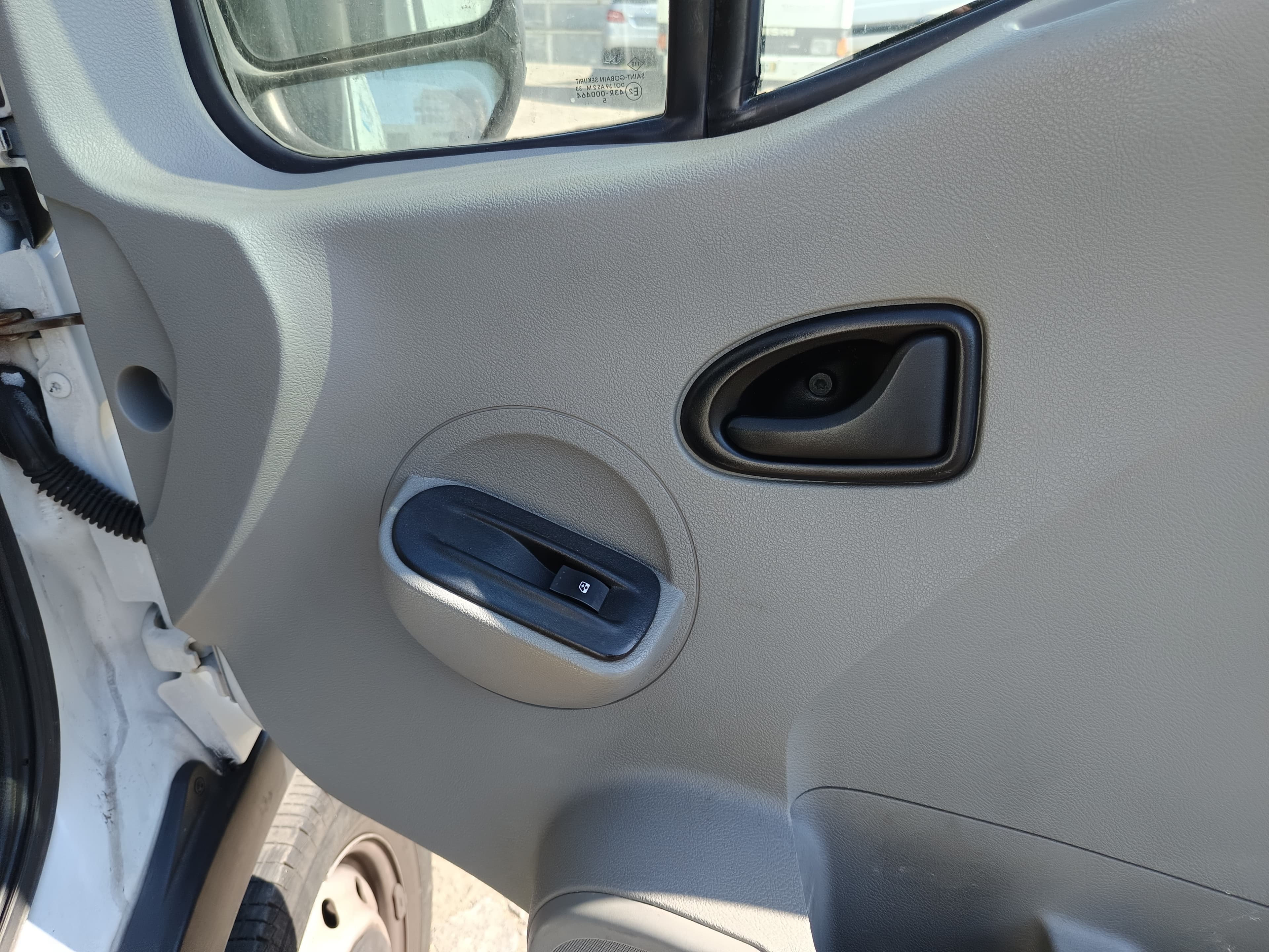 Renault Master · Ano 2006 — imagem 25