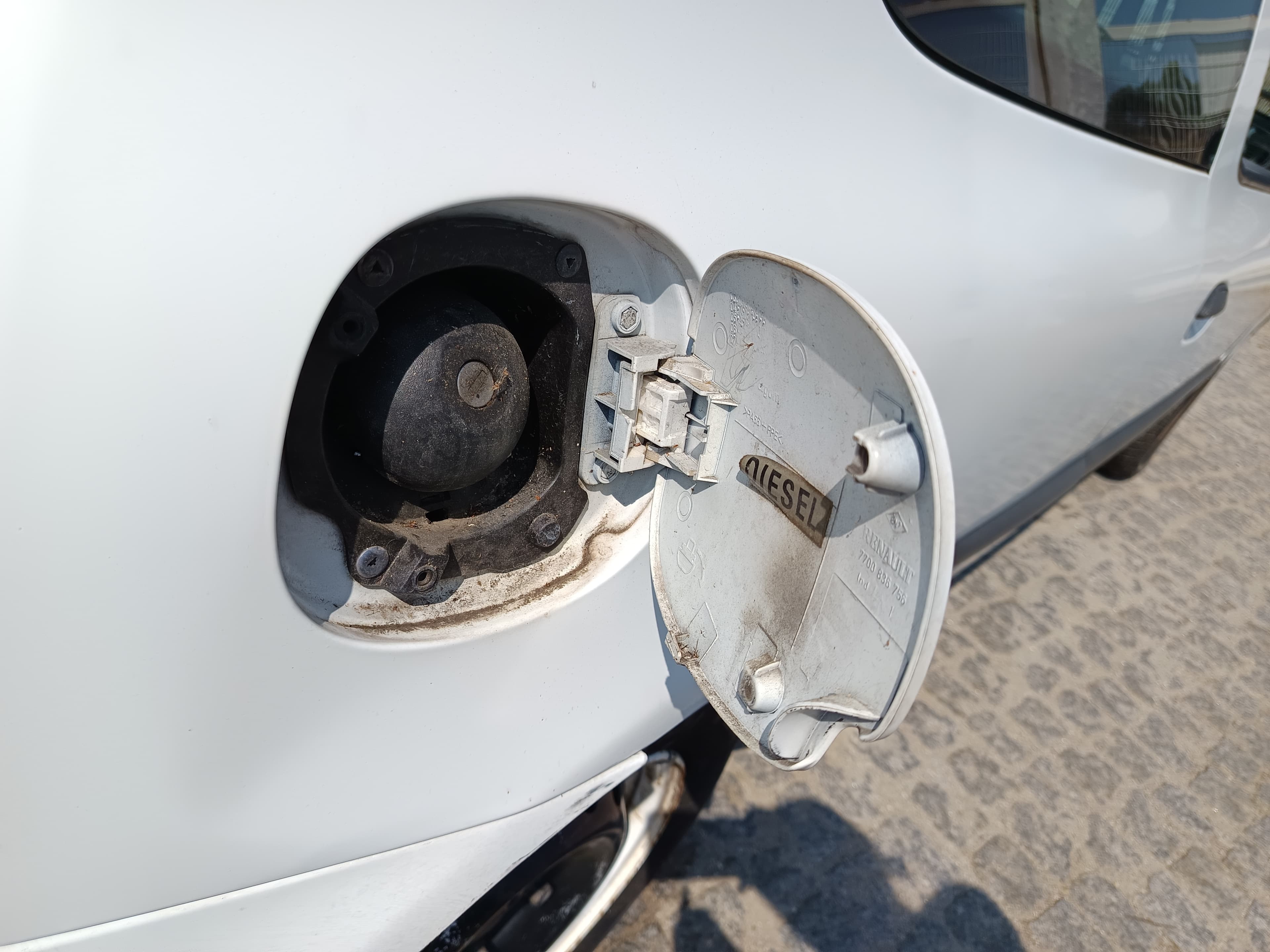 Renault Clio · Ano 2005 — imagem 15