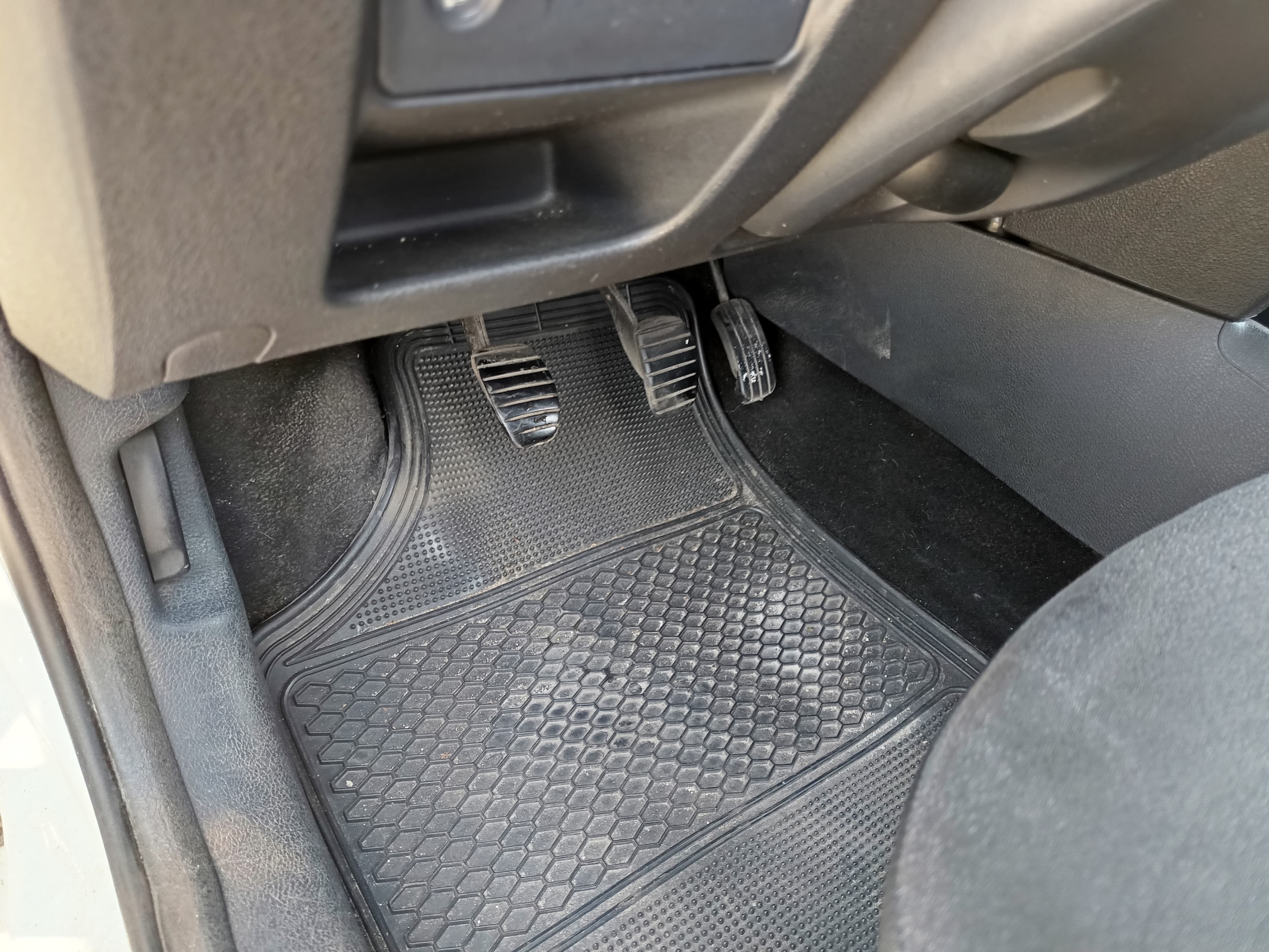 Renault Clio · Ano 2005 — imagem 29