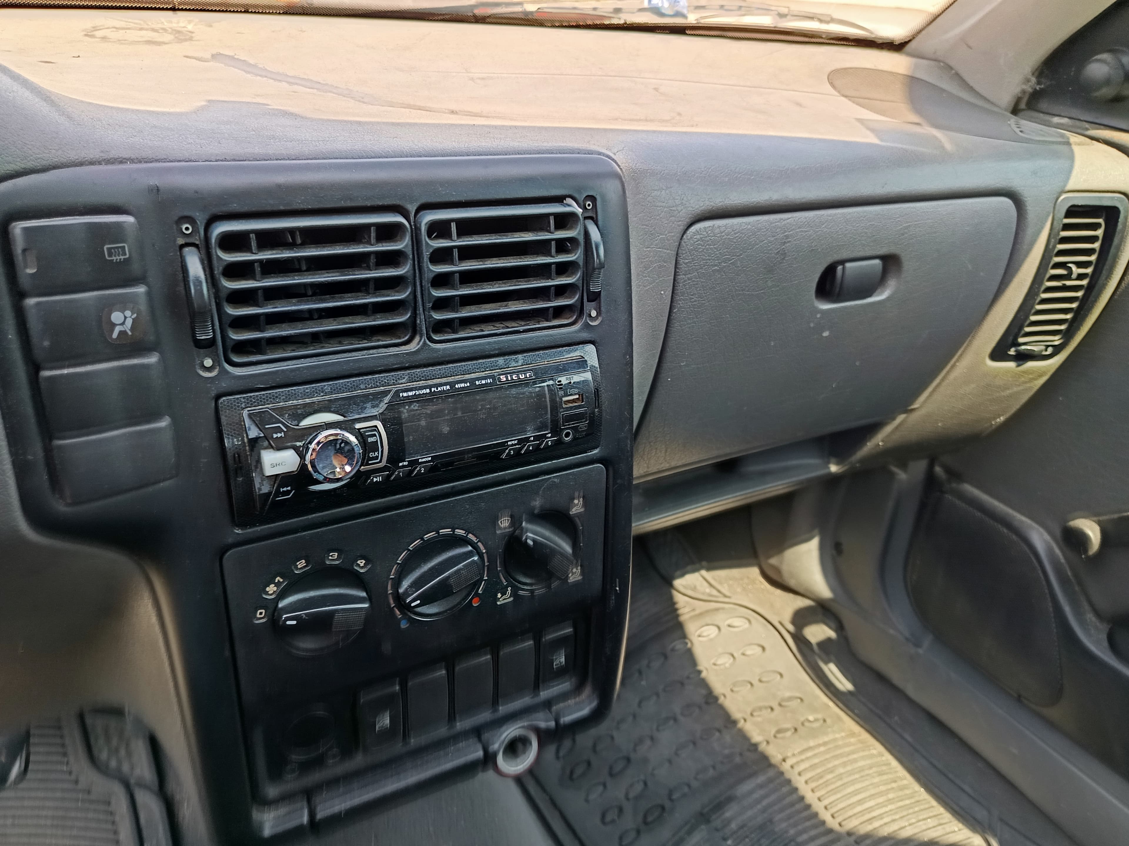 Seat Inca · Ano 2001 — image 29