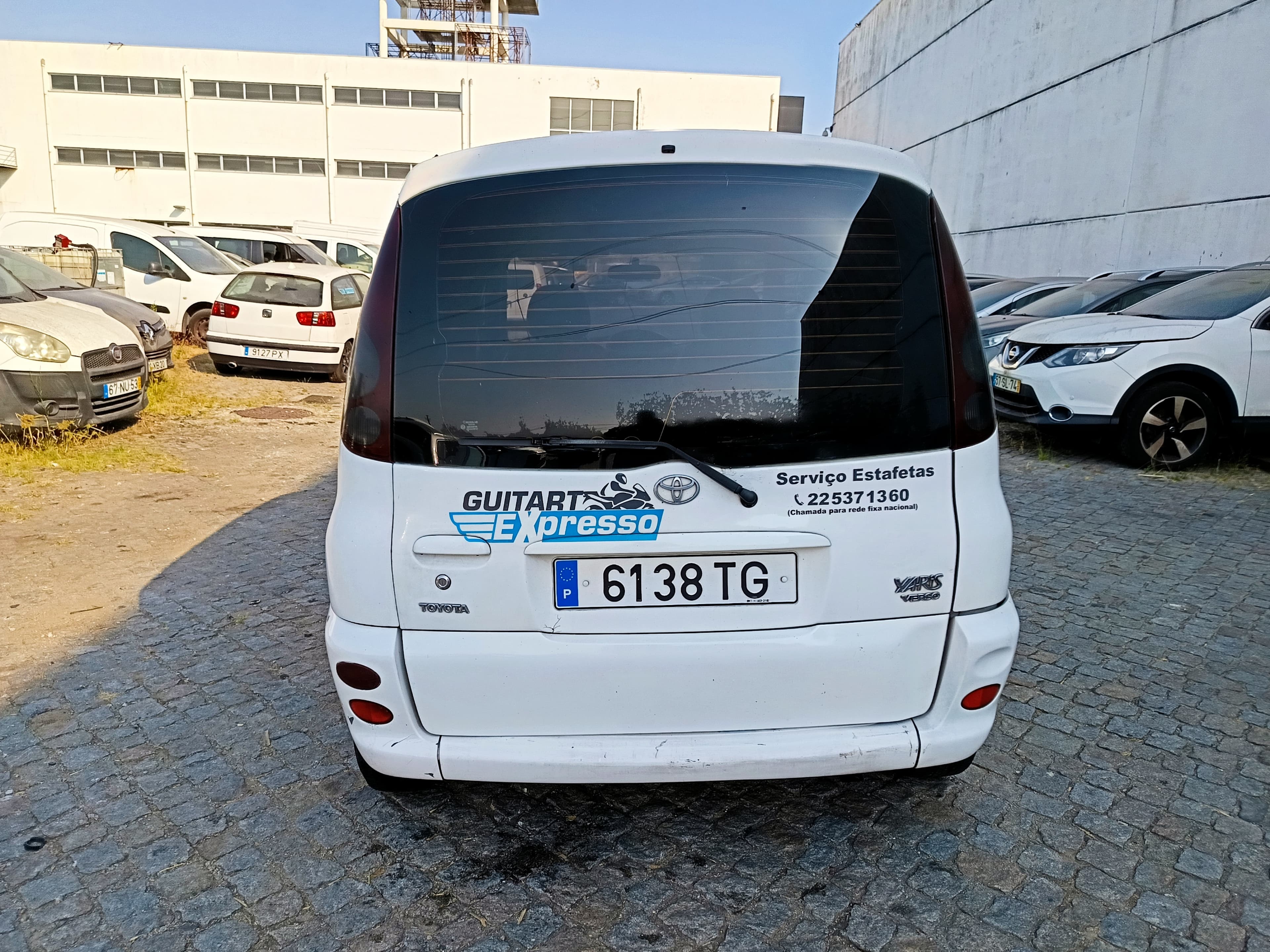 Toyota Yaris · Ano 2002 — imagem 5