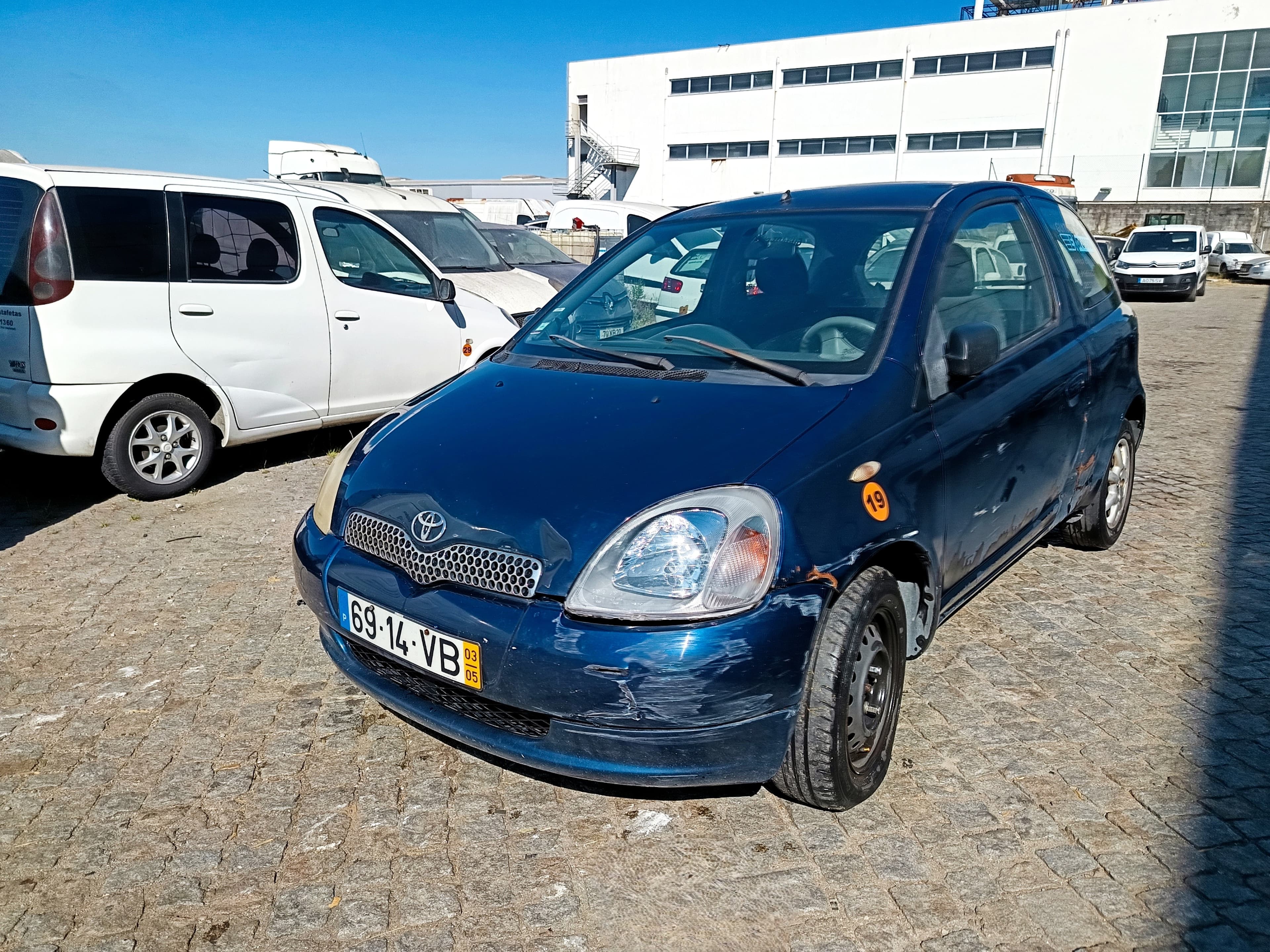 Toyota Yaris · Ano 2003 — imagem 2