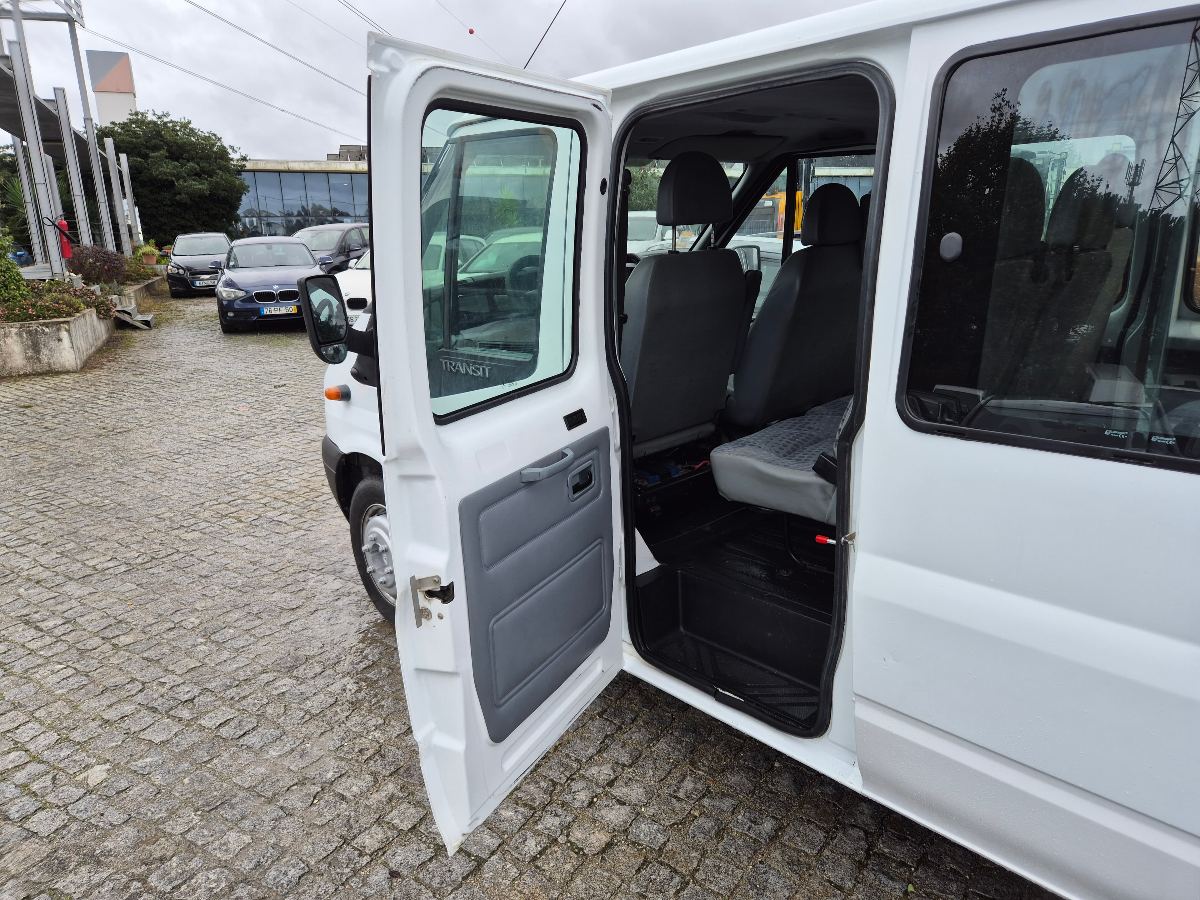 Ford Transit · Ano 2011 — imagen 24