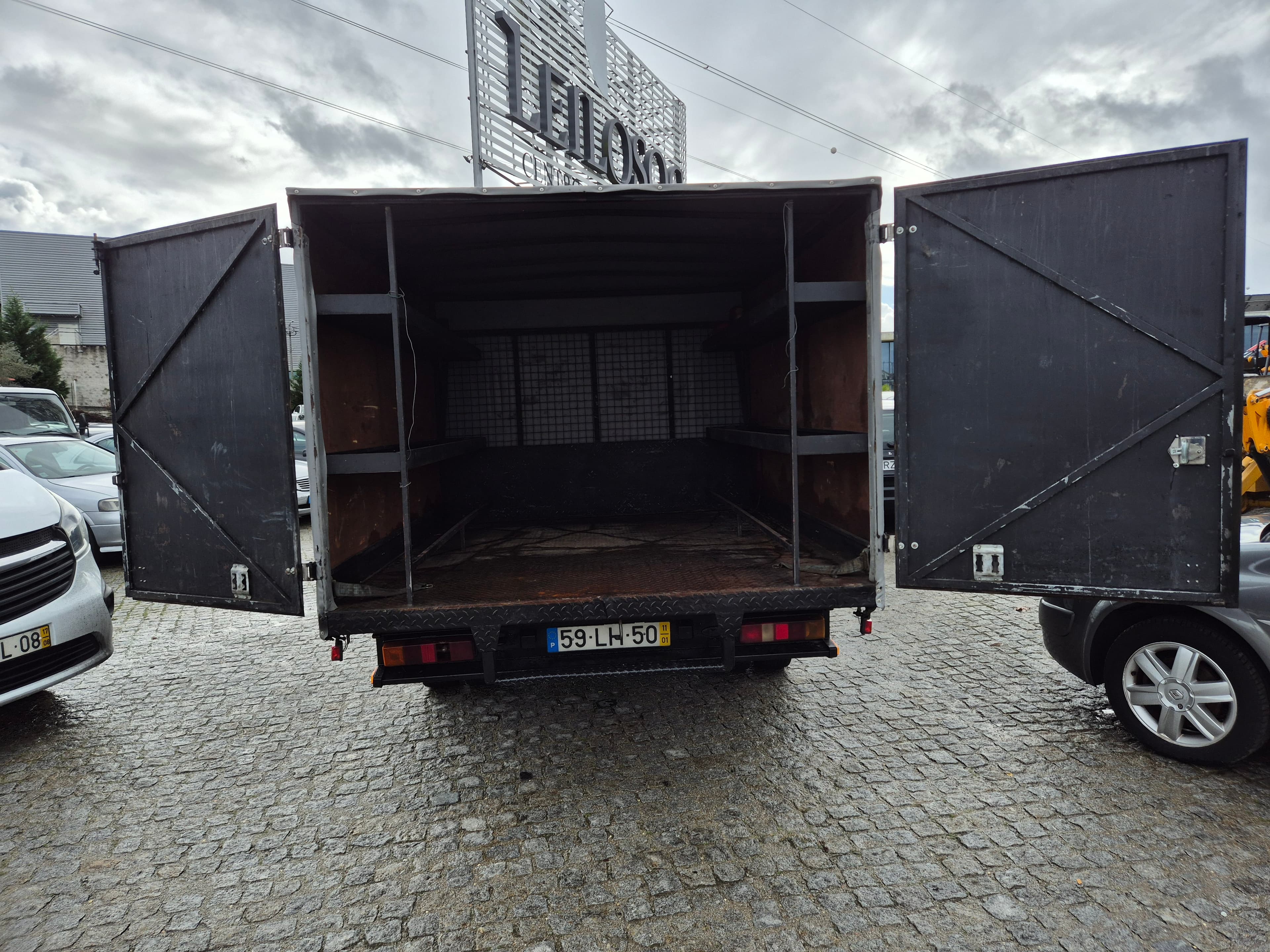 Ford Transit · Ano 2011 — imagen 7