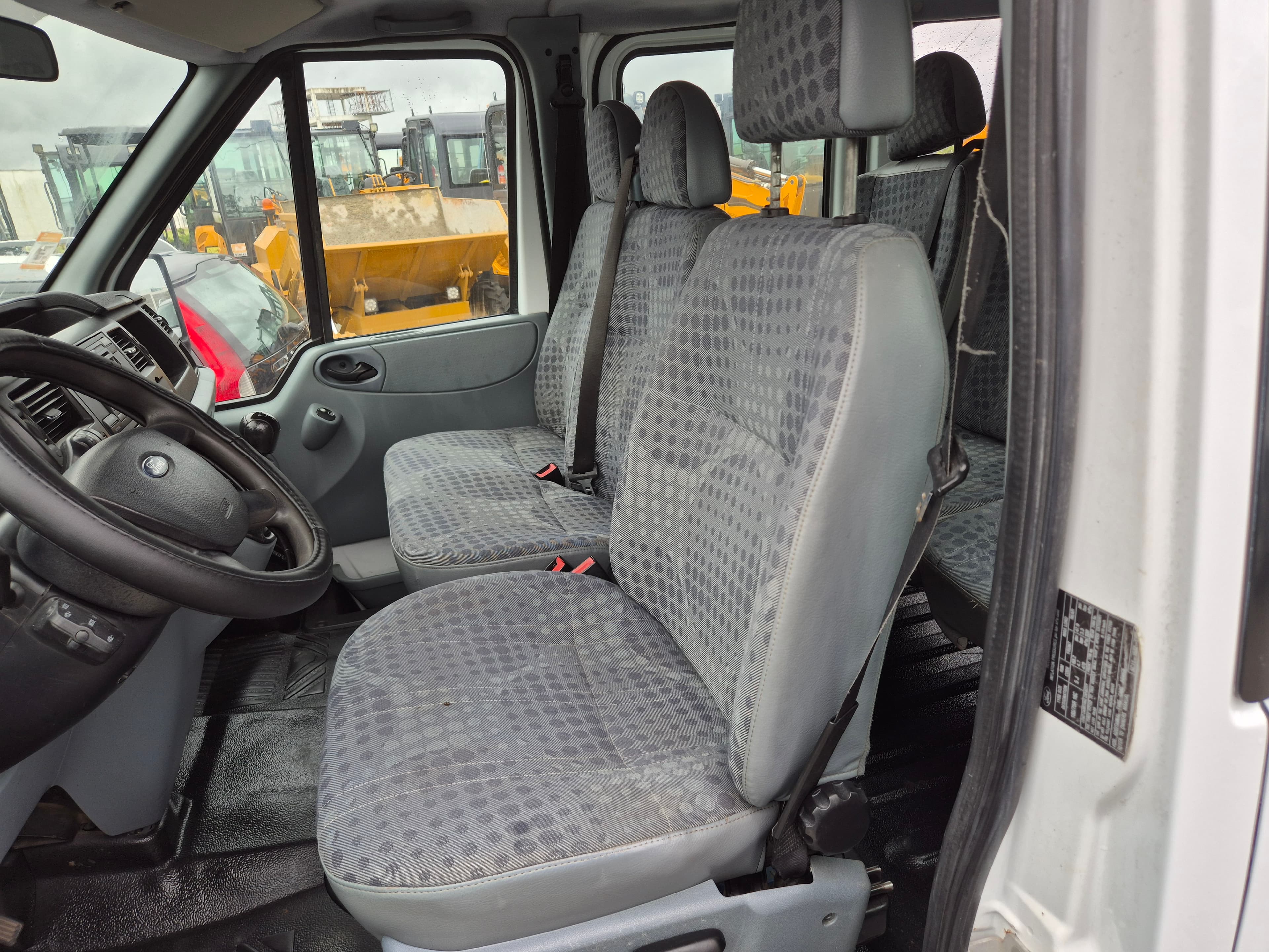 Ford Transit · Ano 2011 — imagen 32