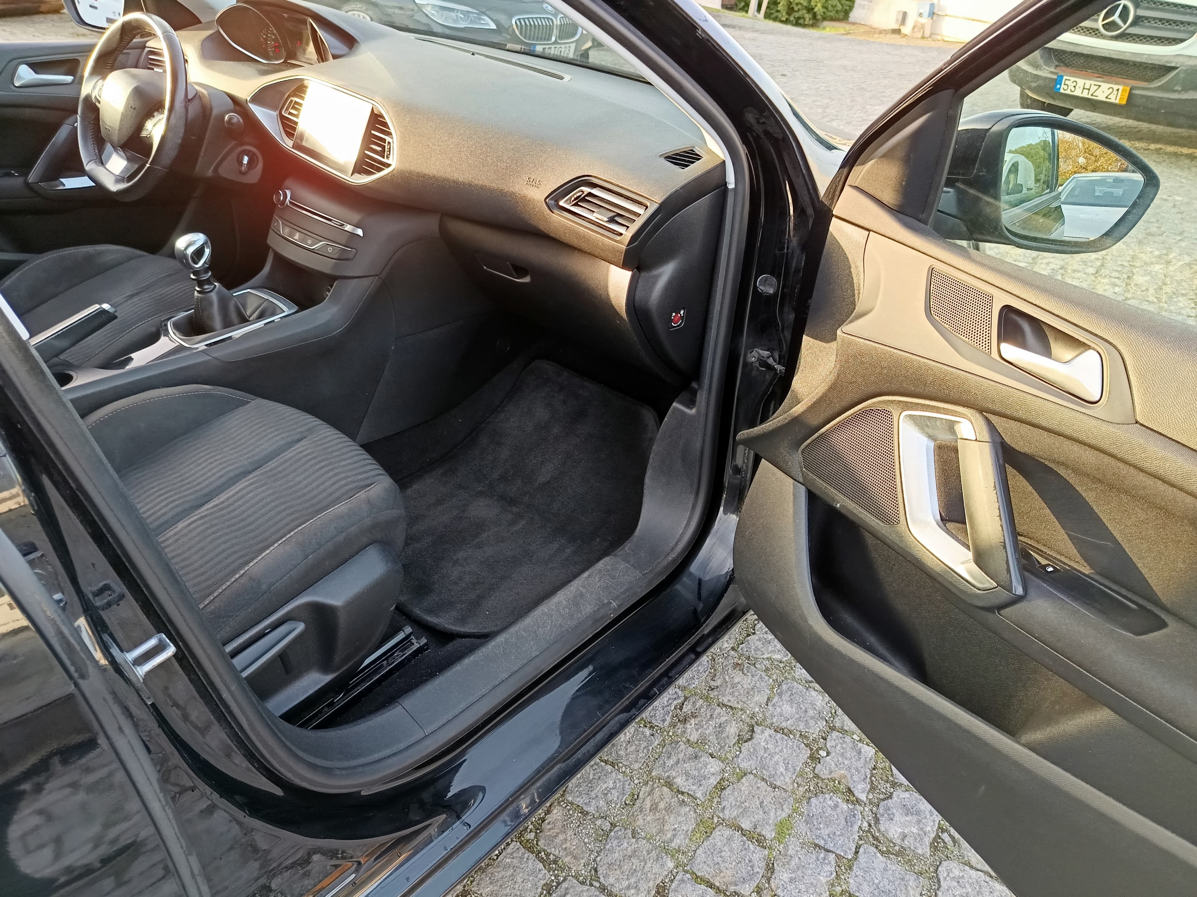 Peugeot 308 1.6 BlueHDi · Ano 2016 — image 24