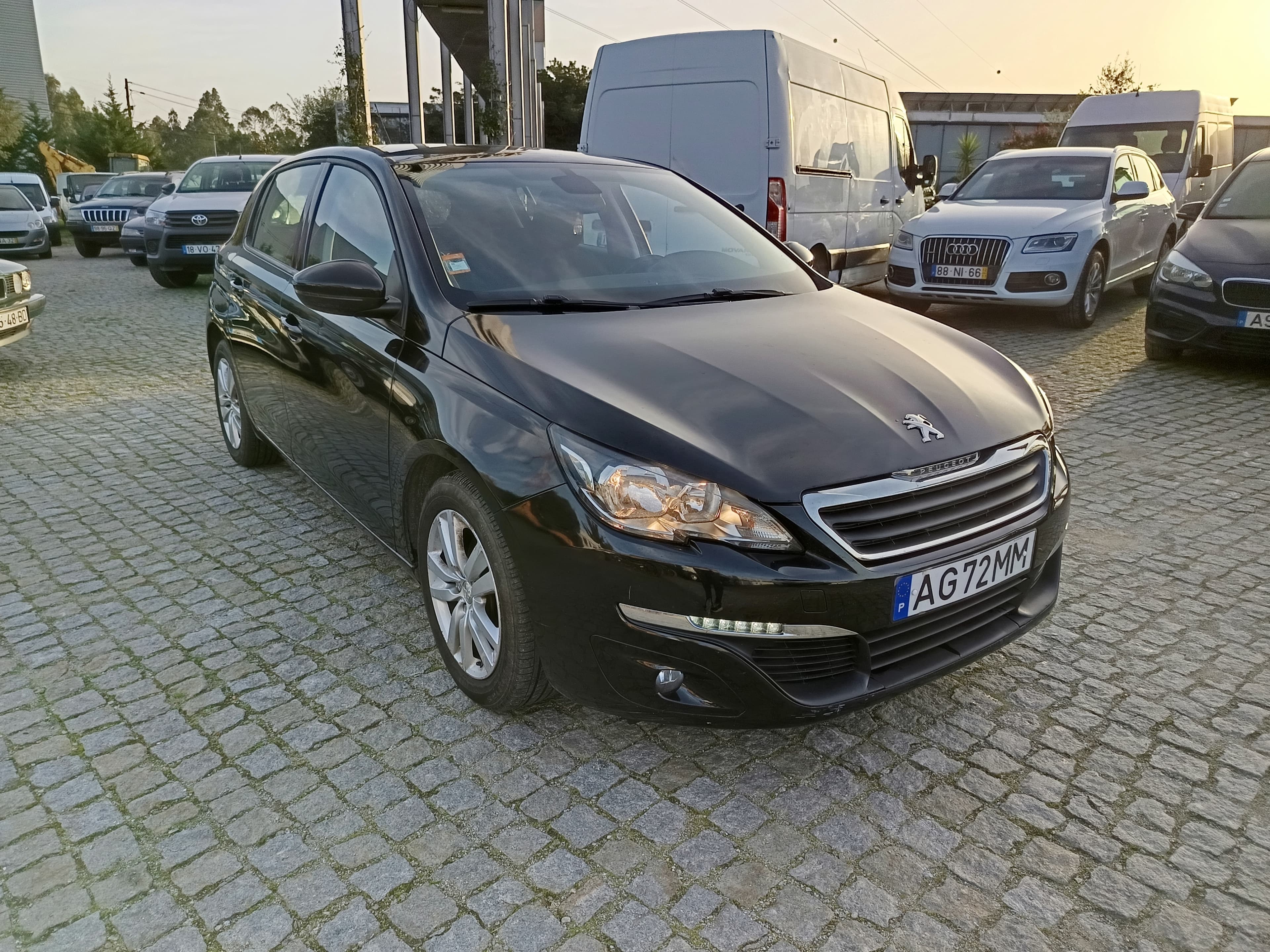 Peugeot 308 1.6 BlueHDi · Ano 2016 — image 3