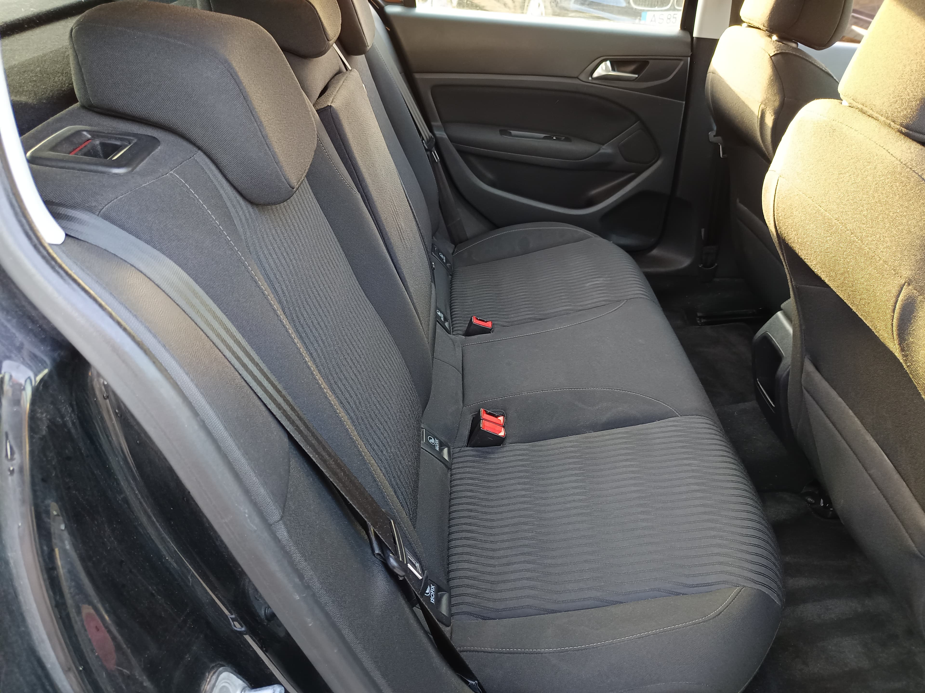 Peugeot 308 1.6 BlueHDi · Ano 2016 — image 23
