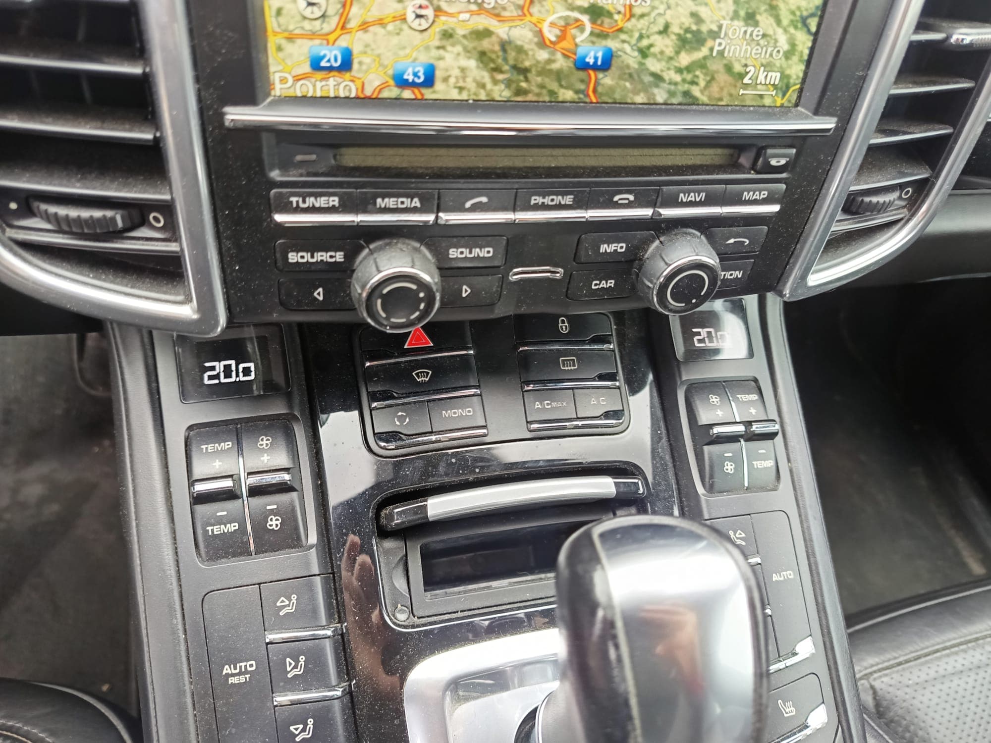 Porsche Cayenne S · Ano 2013 — image 17