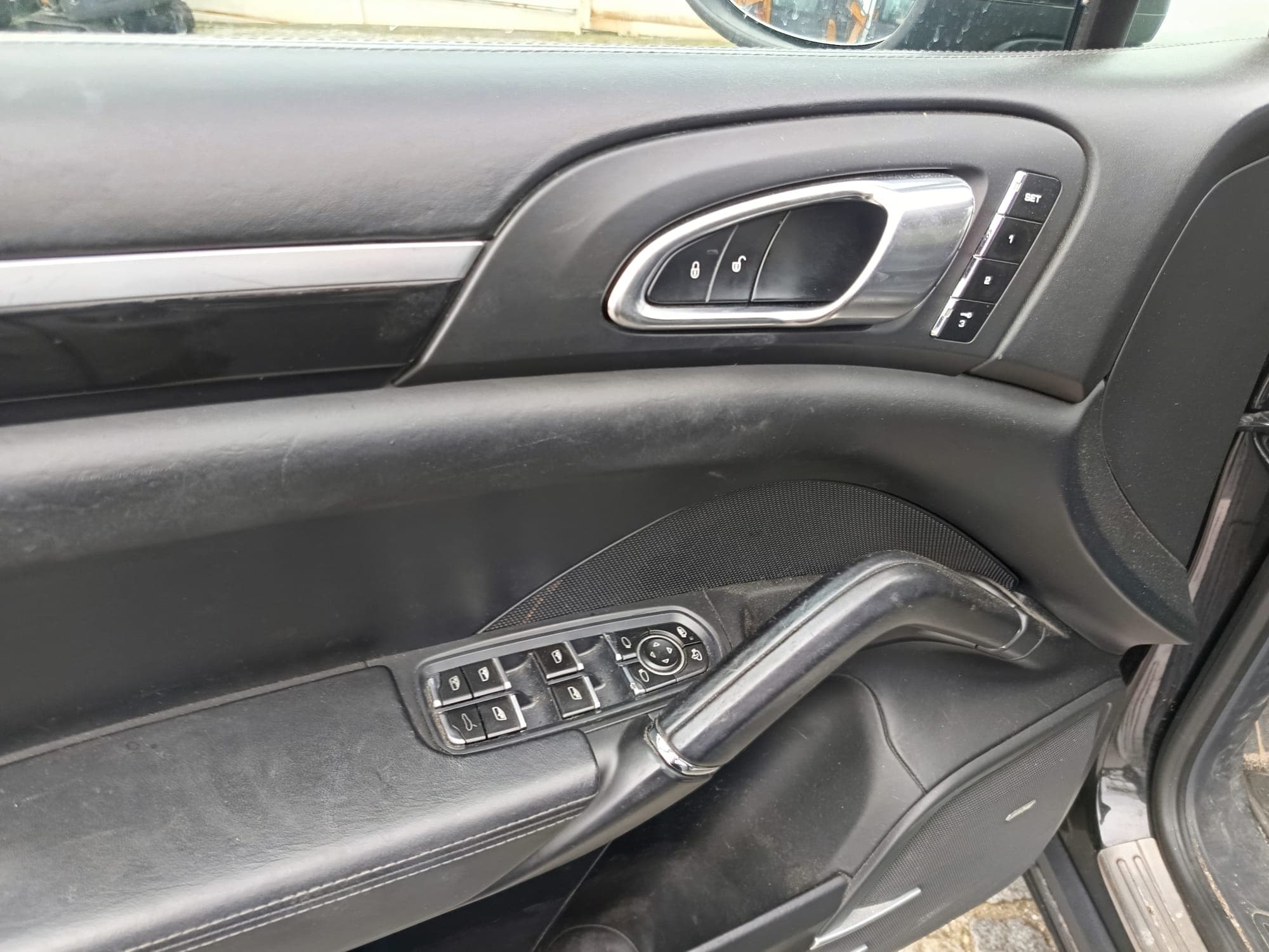 Porsche Cayenne S · Ano 2013 — image 22