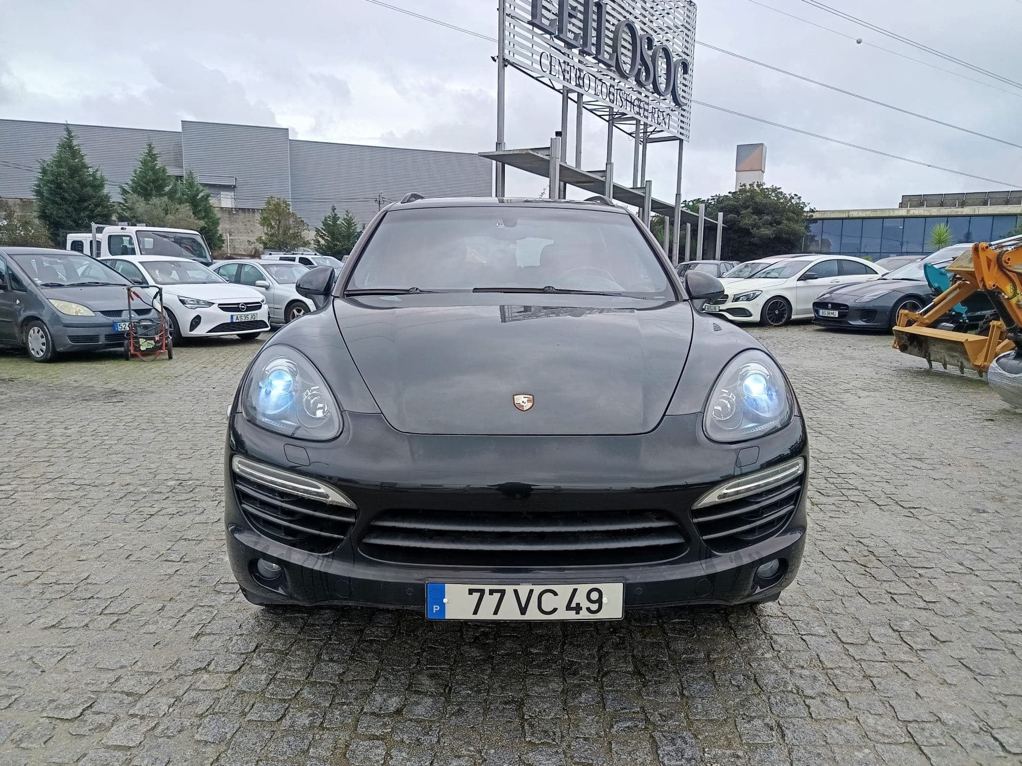 Porsche Cayenne S · Ano 2013 — image 2