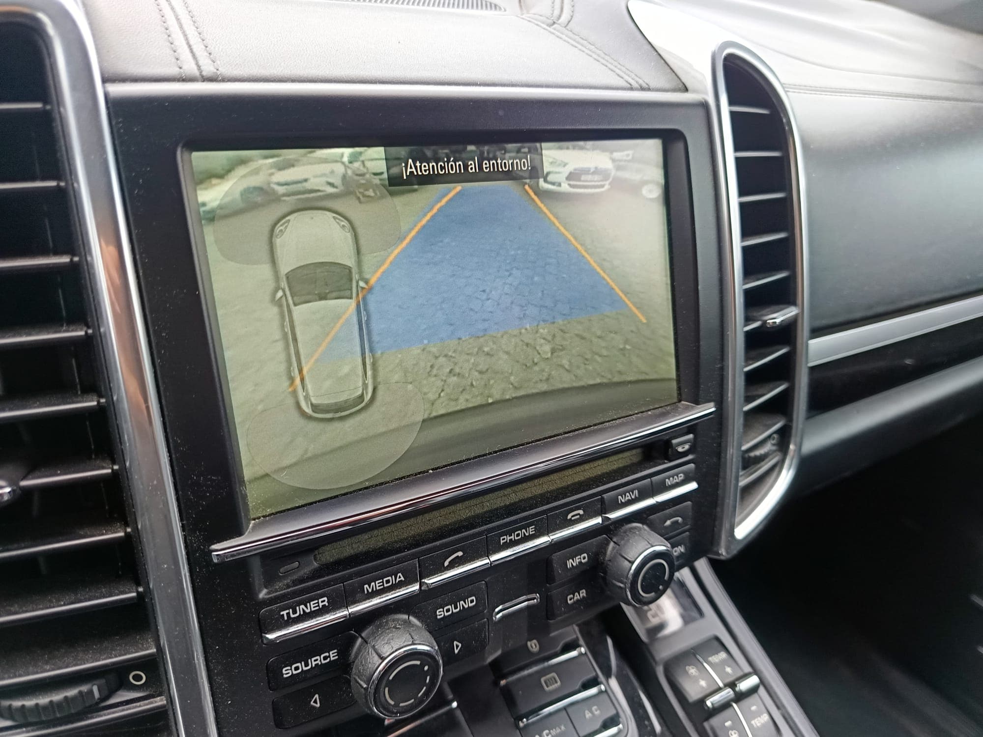Porsche Cayenne S · Ano 2013 — image 8