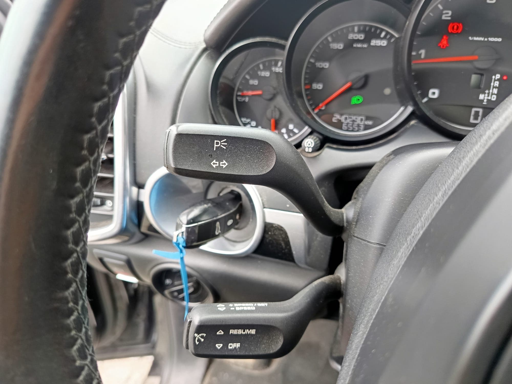 Porsche Cayenne S · Ano 2013 — image 10
